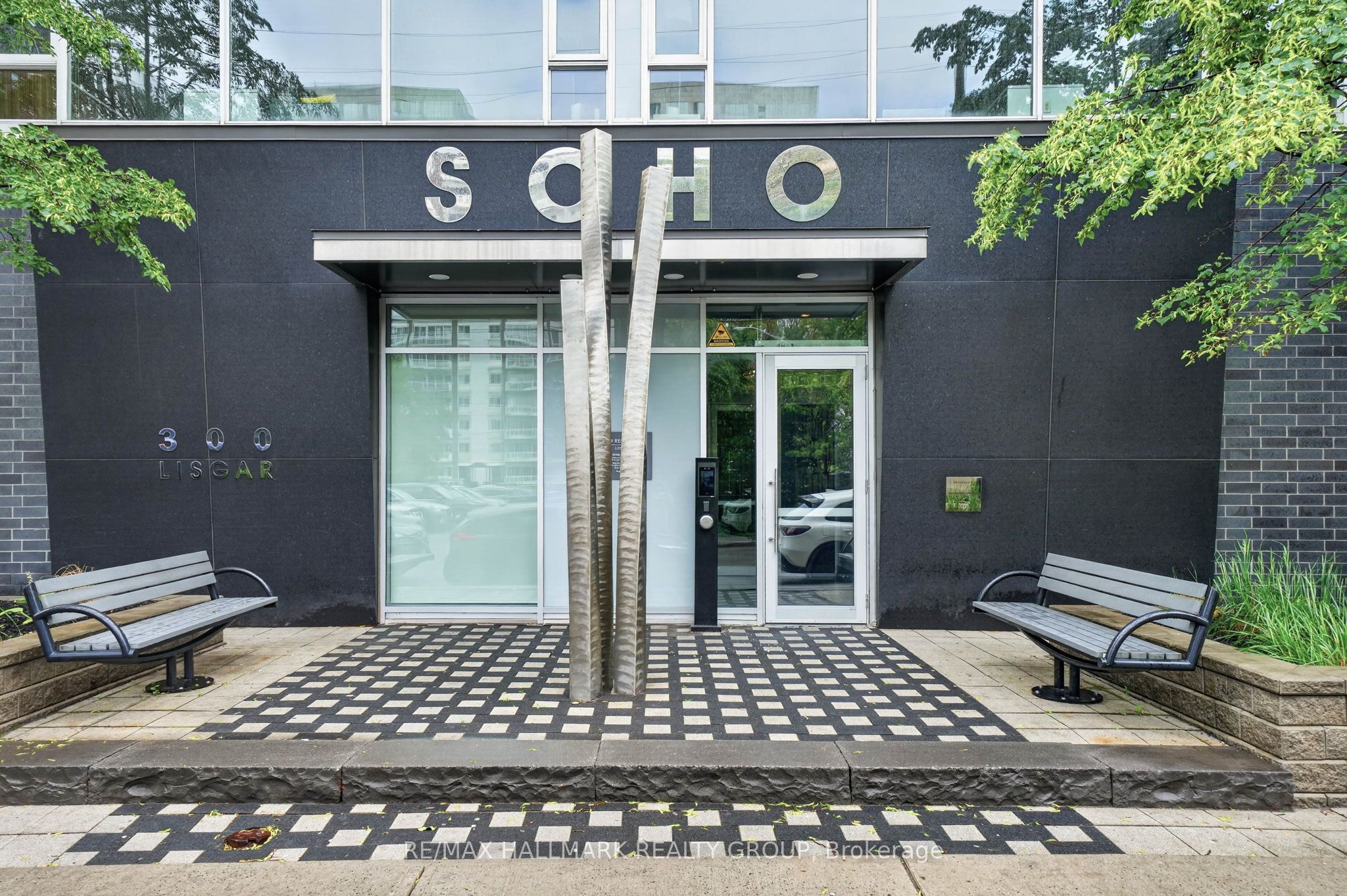 300 Lisgar Street 407, Ottawa Centre, ON K2P 0E2 photo 2