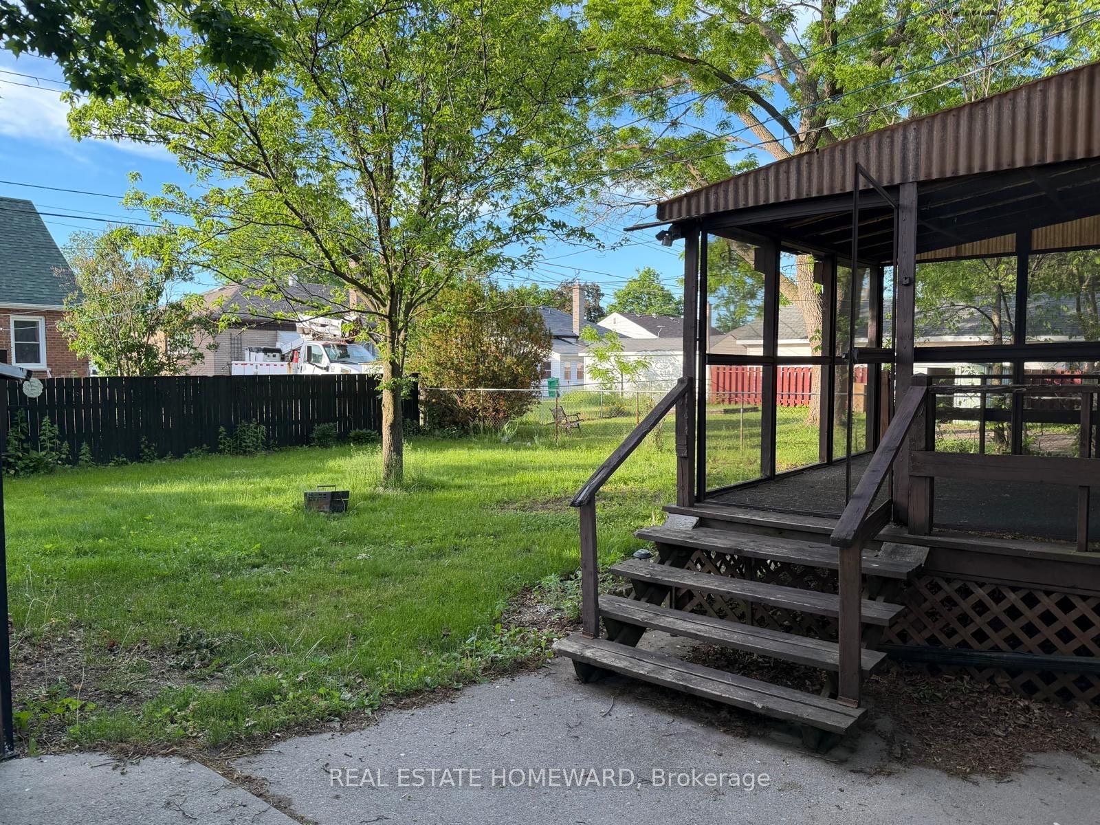 668 Harold Drive, Peterborough, ON K9J 3Y2 photo 3