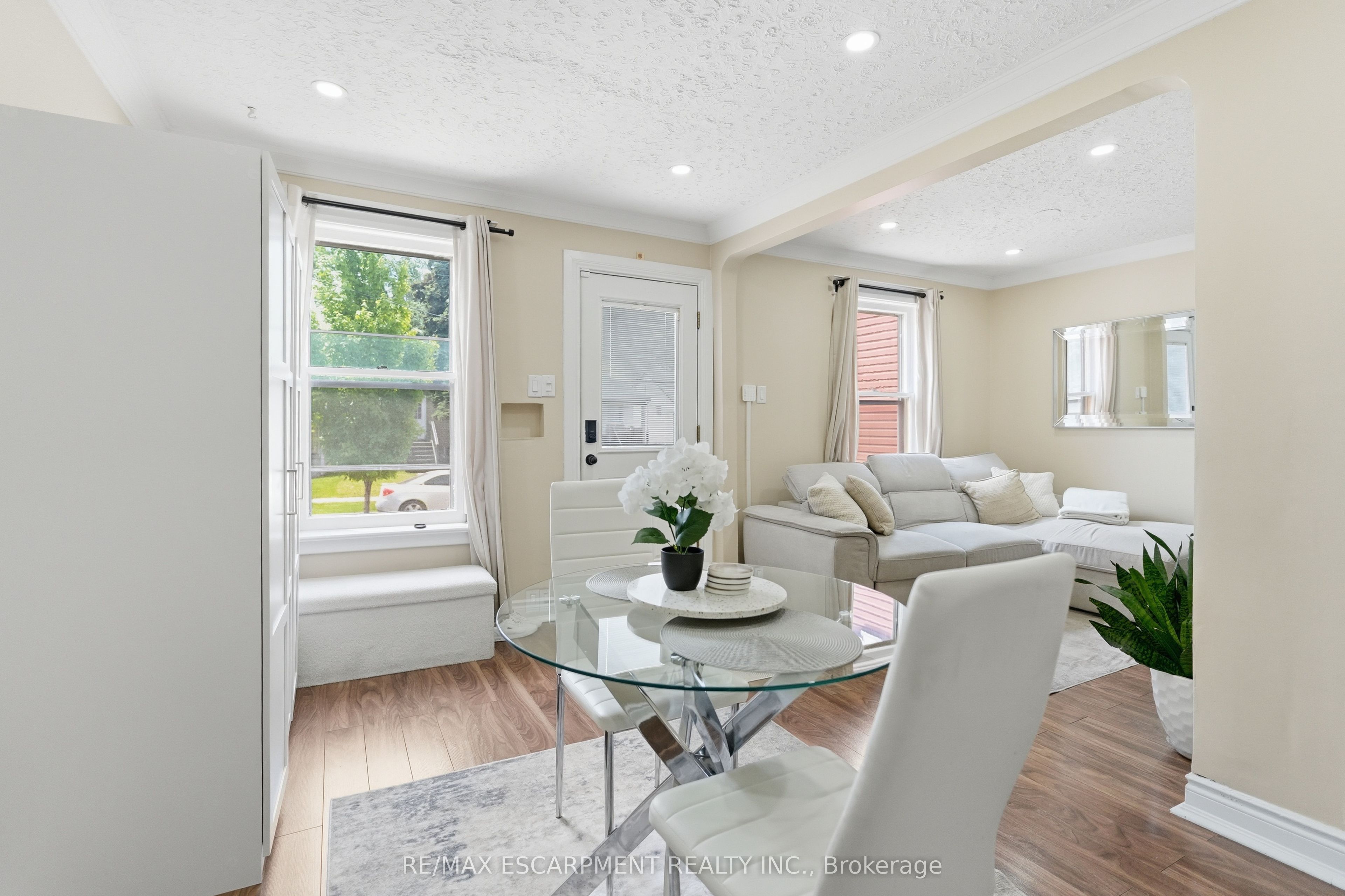 141 McAnulty Boulevard, Hamilton, ON L8H 3H6 photo 4