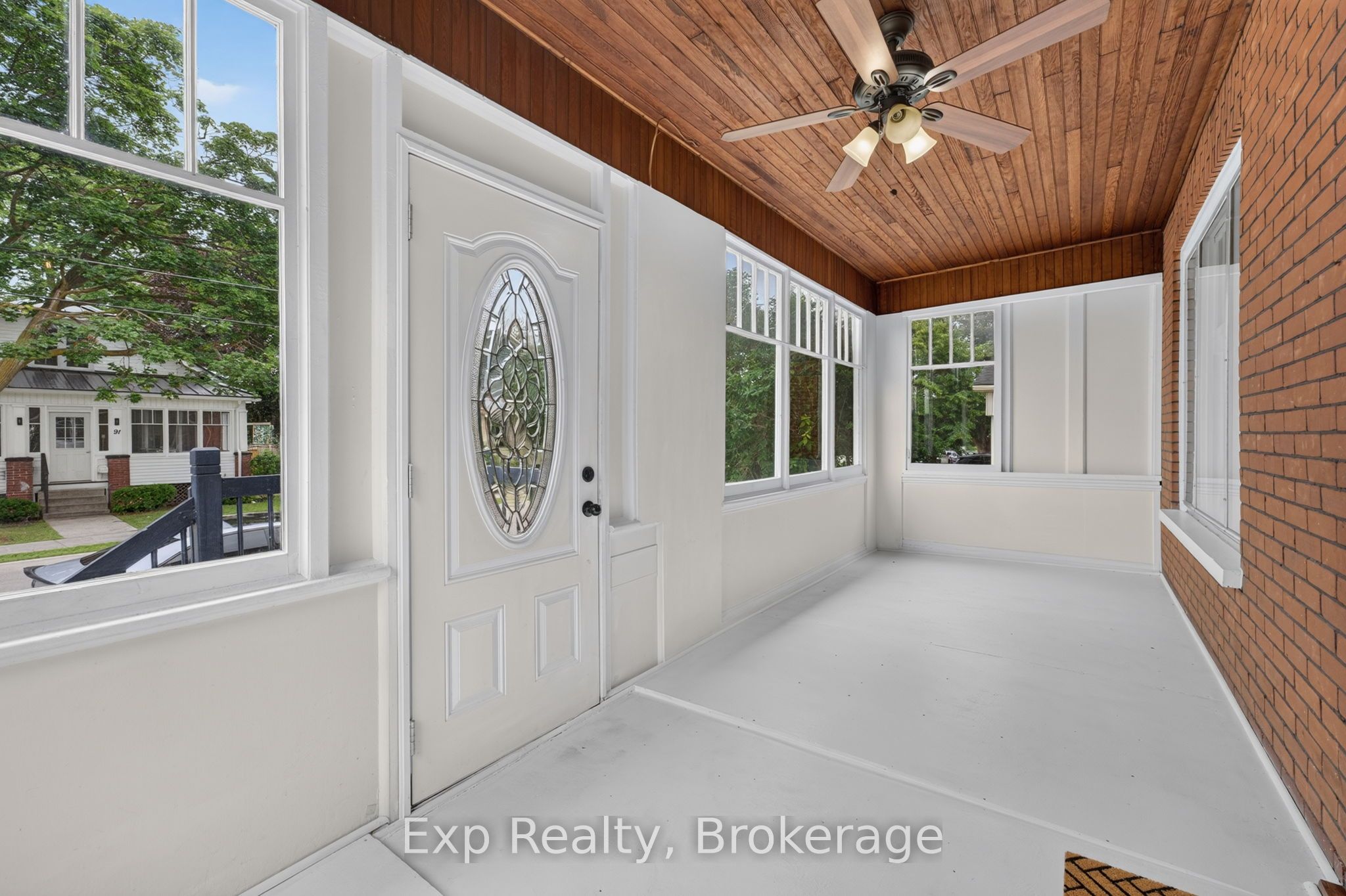 98 Cedar Street, Belleville, ON K8P 3M4 photo 4