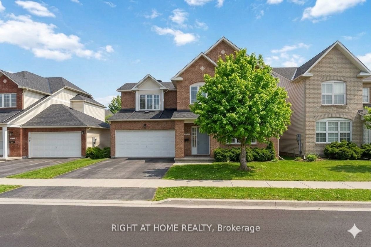 104 B Craig Henry Drive, South of Baseline to Knoxdale, ON K2G 6L8