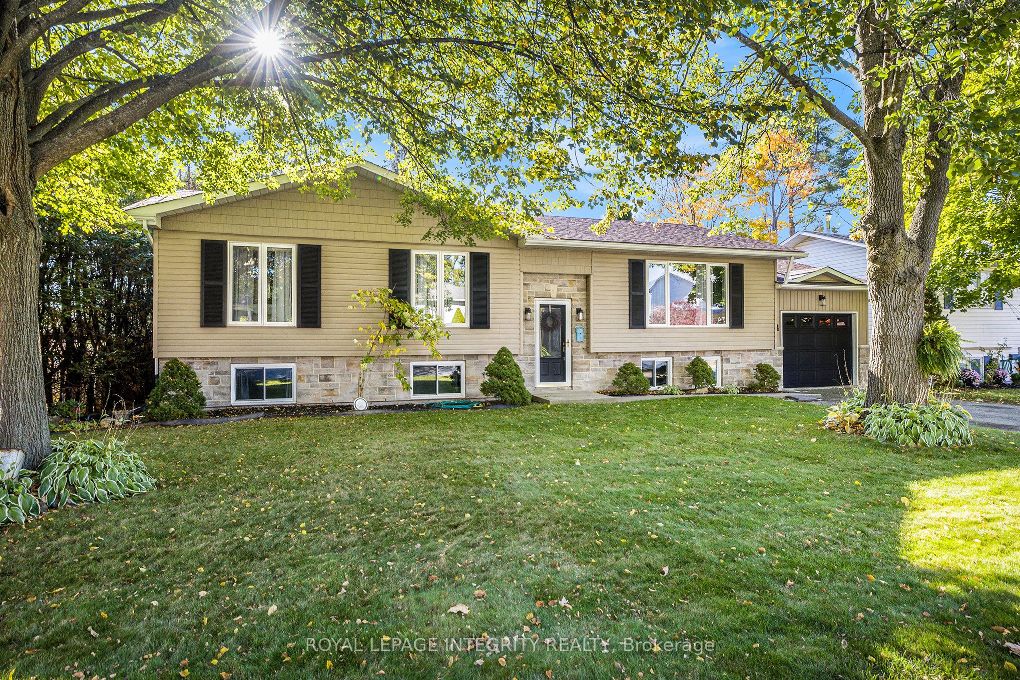 24 Mather Street, Perth, ON K7H 3K6
