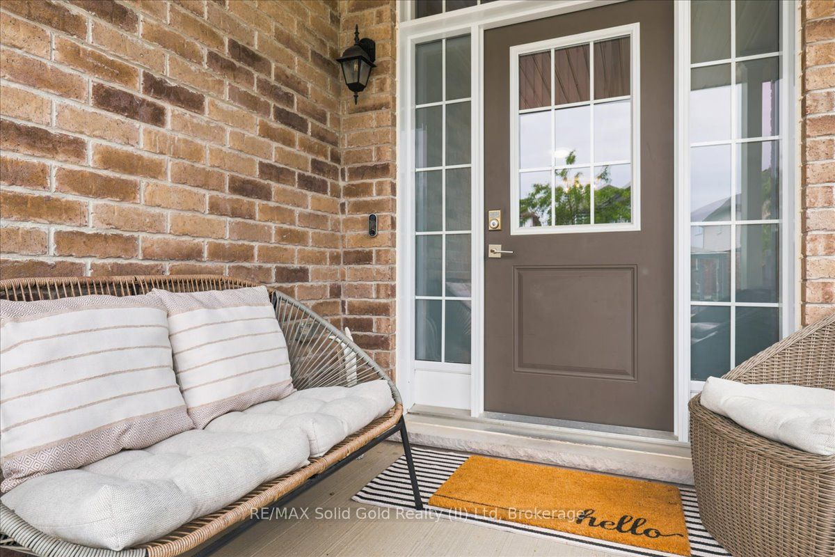 921 Eden Oak Court, Kitchener, ON N2A 0H4 photo 4