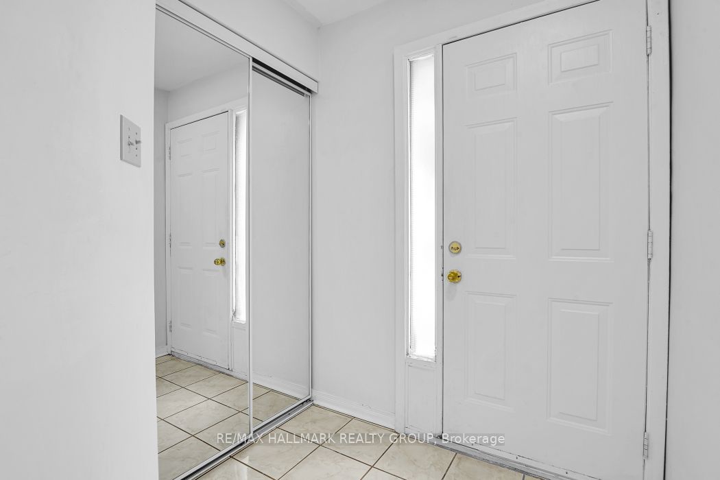 2772 Pimlico Crescent 81, Blossom Park - Airport and Area, ON K1T 2A8 photo 4
