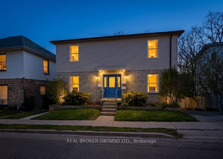 52 Wellington Street 3, Cambridge, ON N1R 3Y7