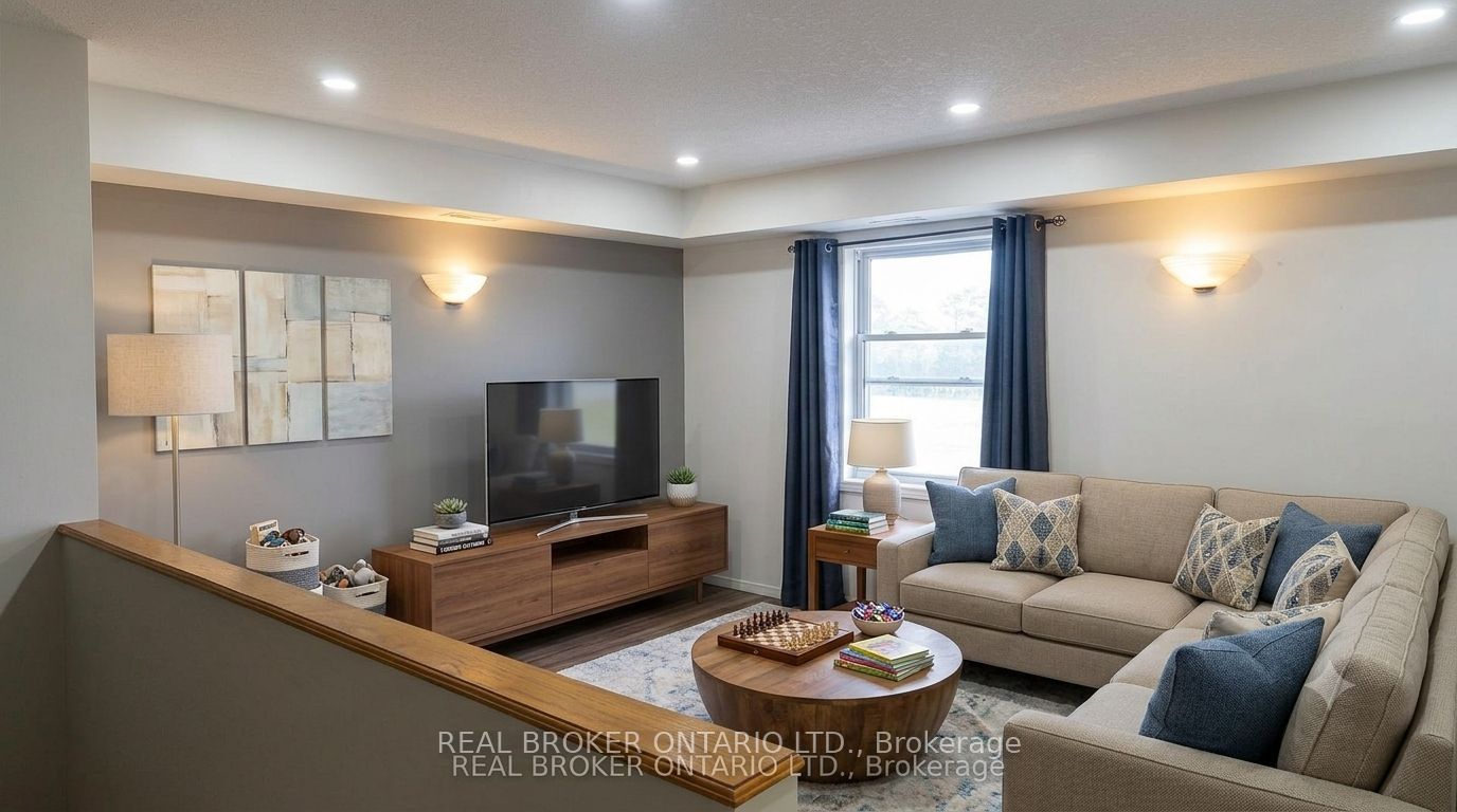 52 Wellington Street 3, Cambridge, ON N1R 3Y7 photo 2