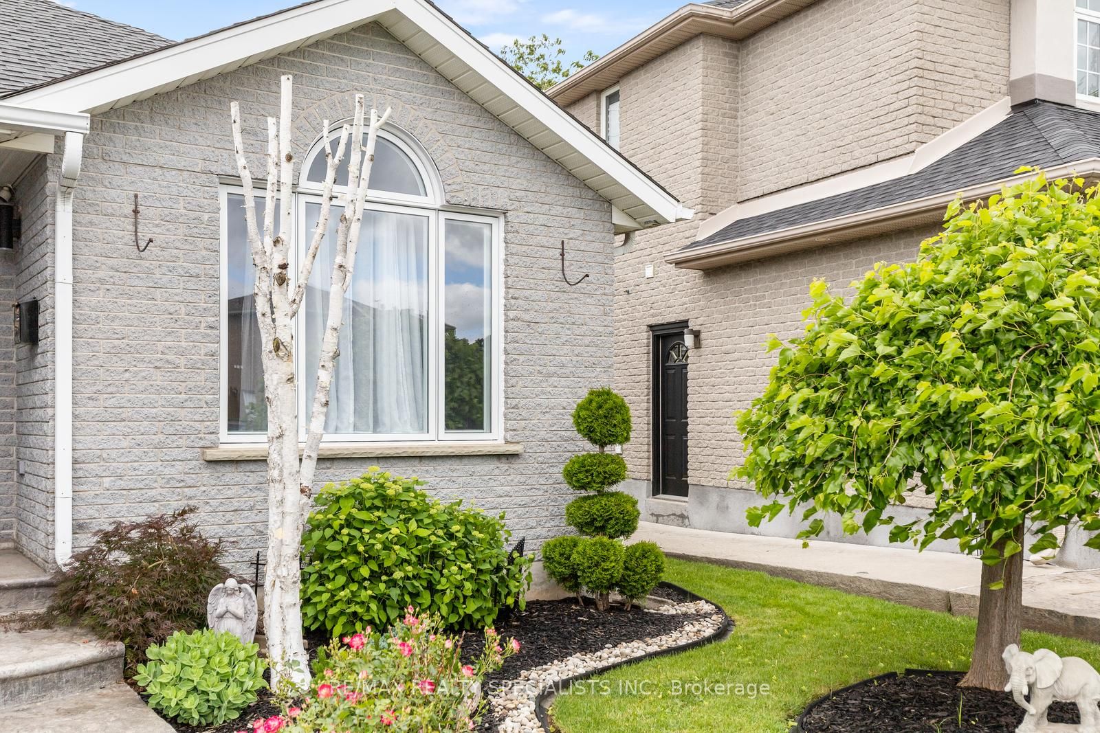 16 Lois Lane, Guelph, ON N1K 1W7 photo 3