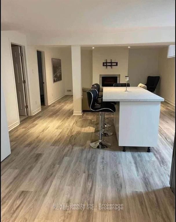 140 Sumner Crescent Basemnt, Grimsby, ON L3M 0B4 photo 2