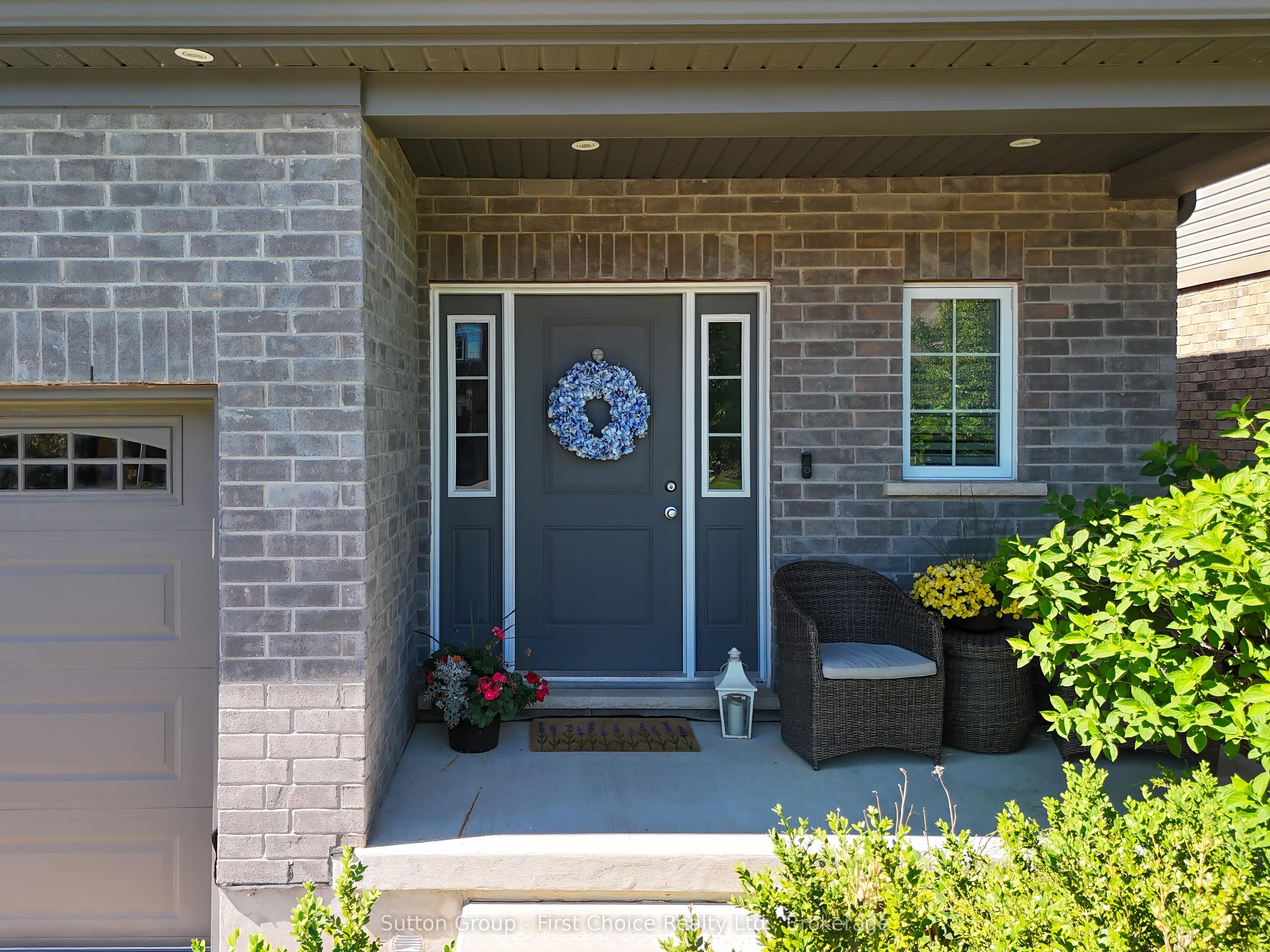 21 Brown Street, Stratford, ON N5A 0B8 photo 3
