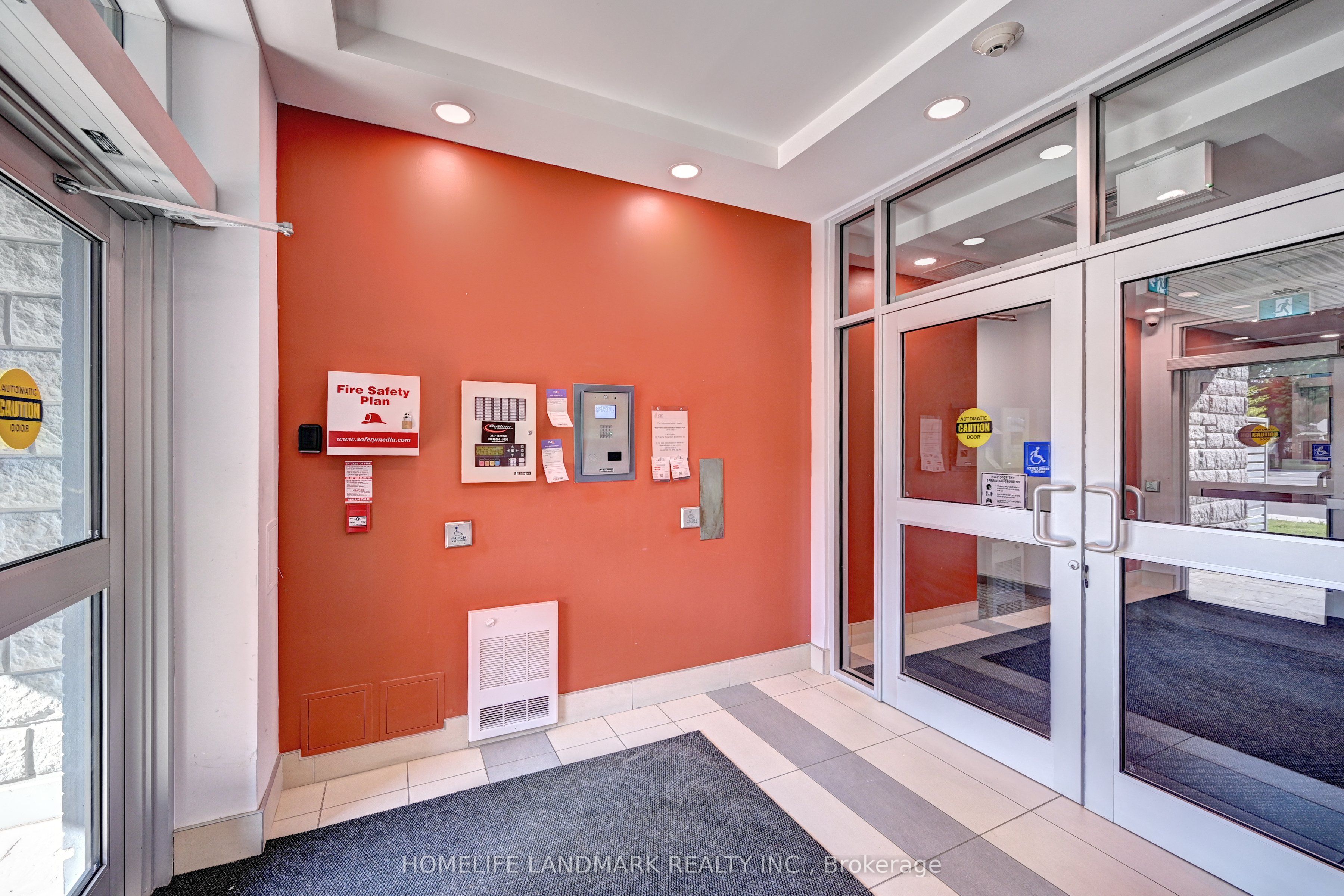 77 Leland Street E 301, Hamilton, ON L8S 3A1