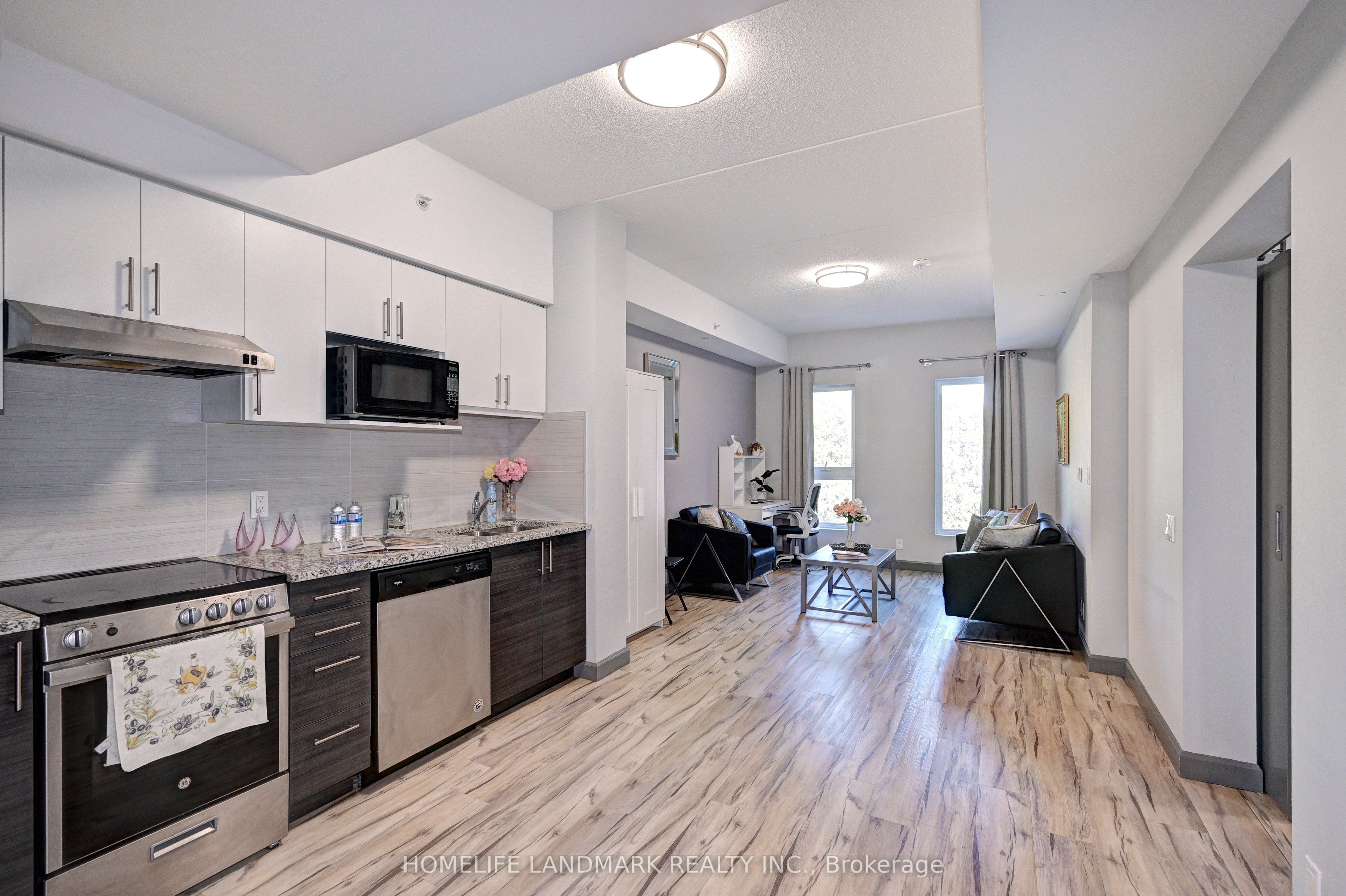 77 Leland Street E 301, Hamilton, ON L8S 3A1 photo 2