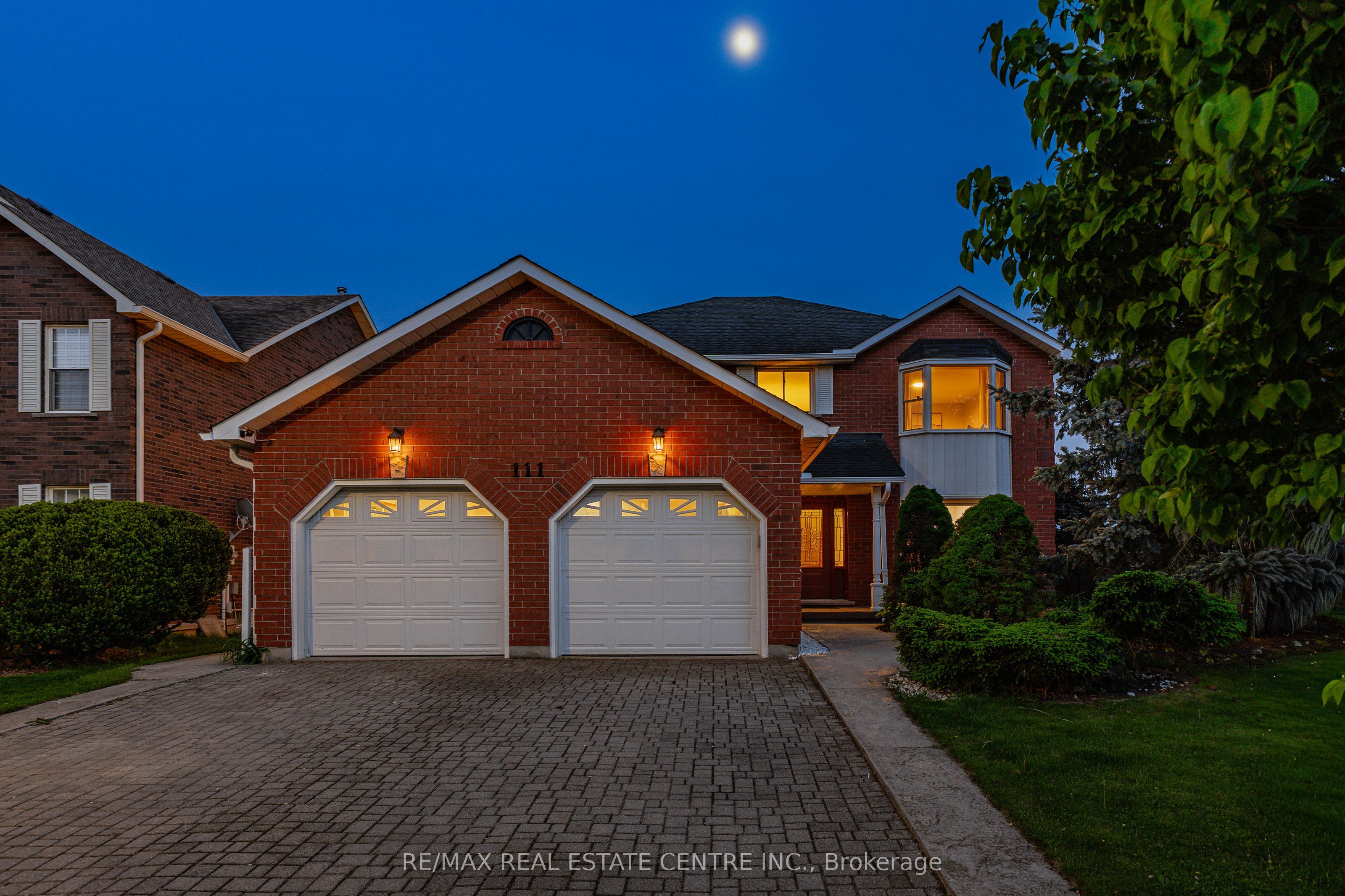 111 Hume Drive, Cambridge, ON N1T 1N3 photo 2