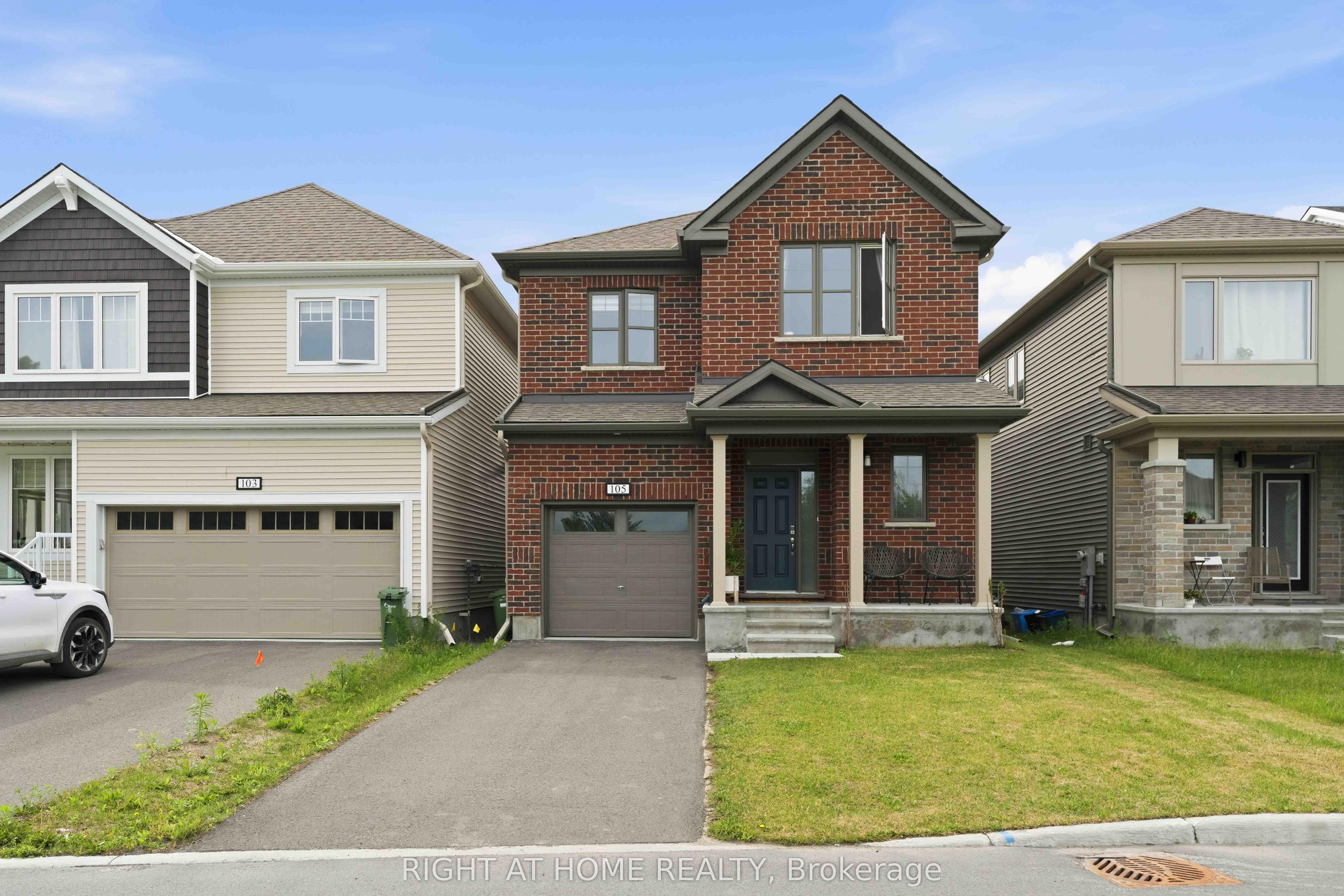 105 Alamo Street, Barrhaven, ON K2J 6H1