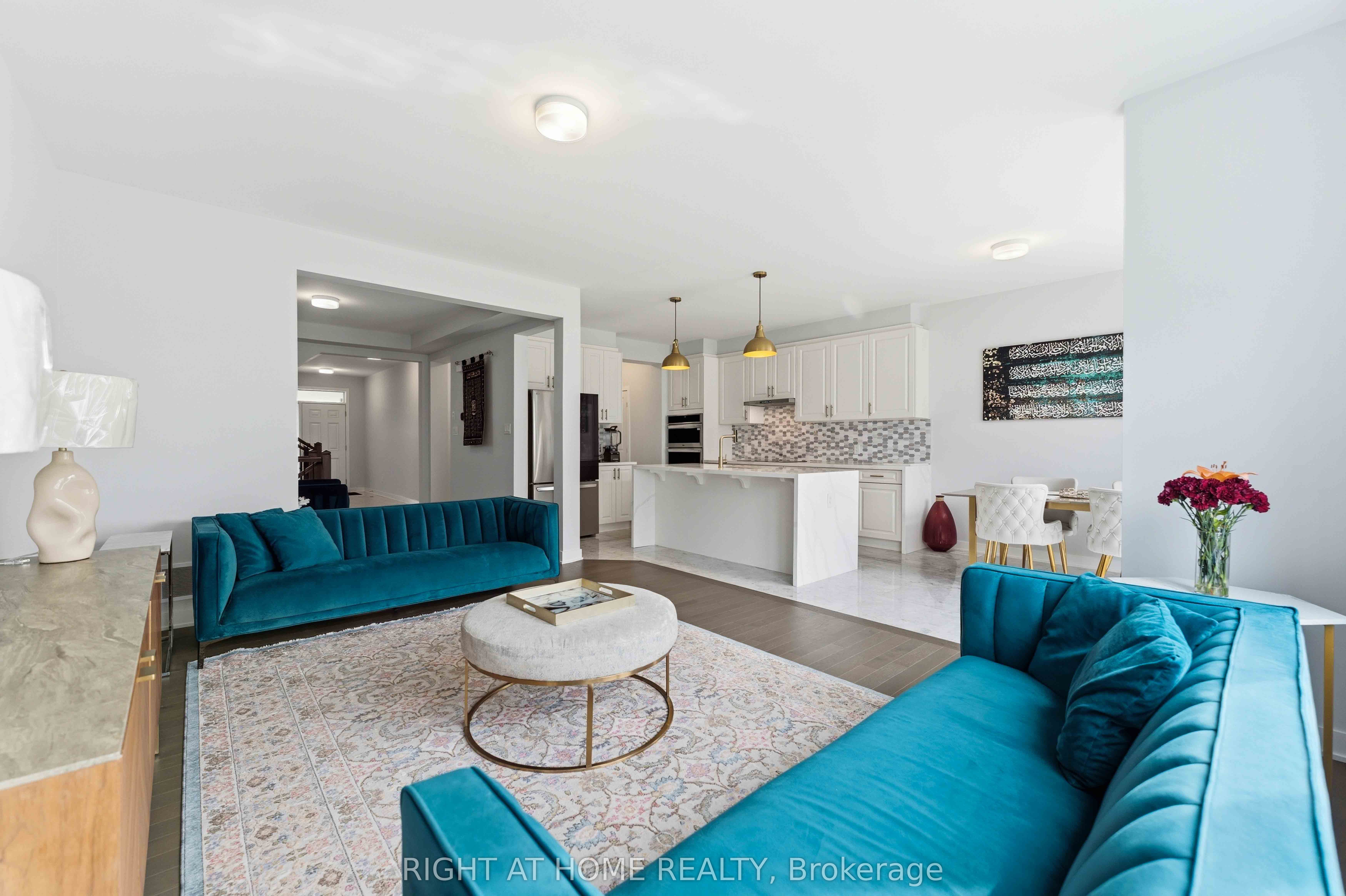 105 Alamo Street, Barrhaven, ON K2J 6H1 photo 5