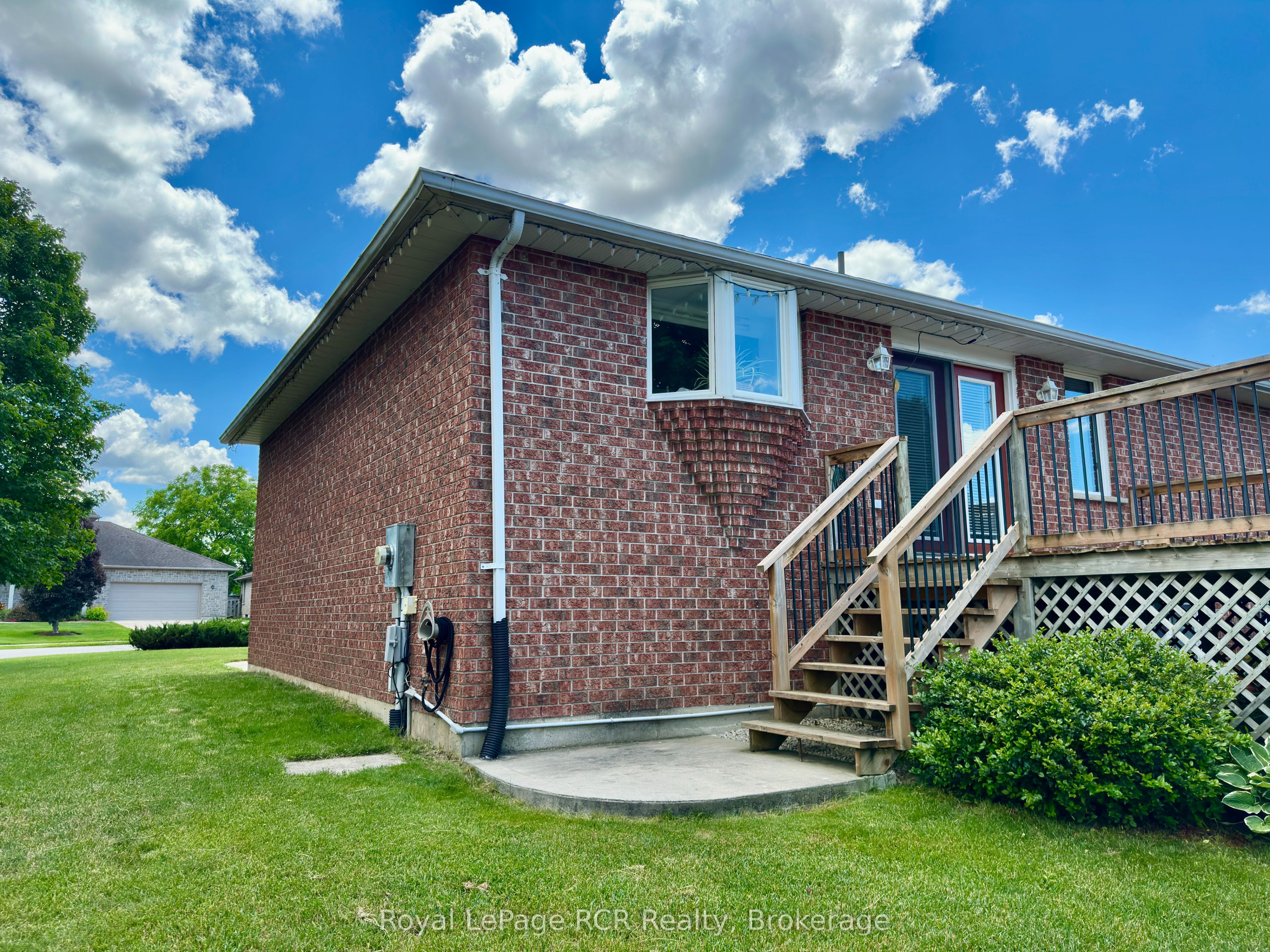 238 4th Street Crescent, Hanover, ON N4N 3S2 photo 5