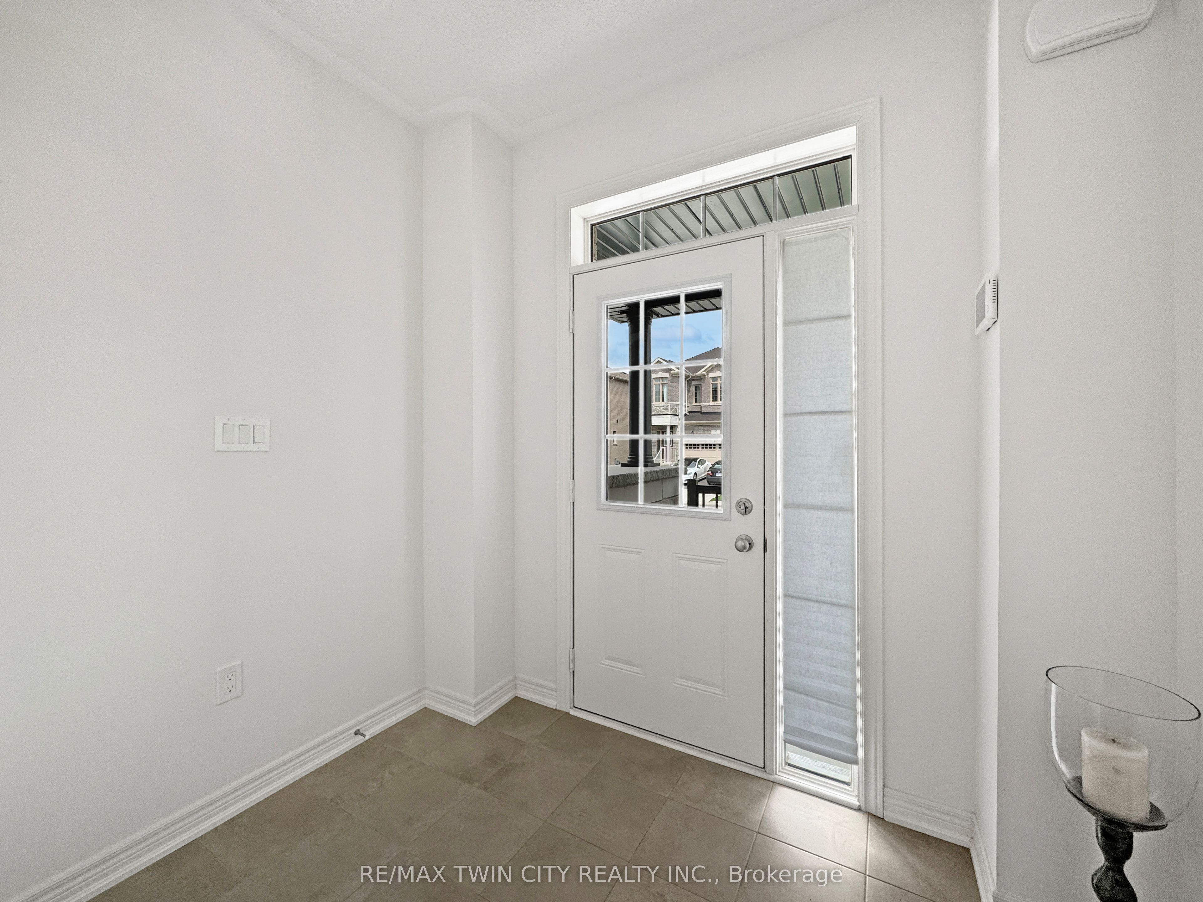 82 Gledhill Crescent, Cambridge, ON N1T 0G5 photo 2