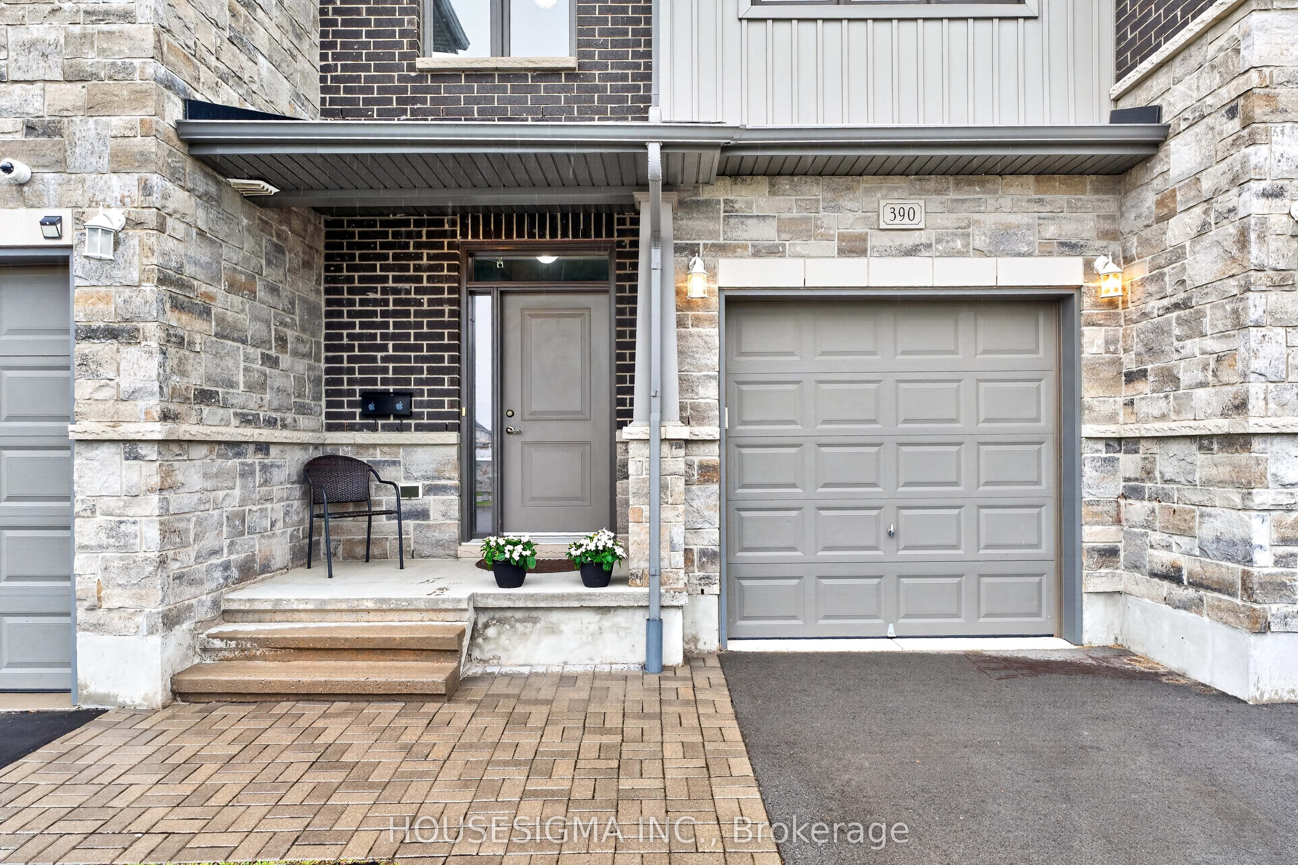 390 Buckthorn Drive, Kingston, ON K7P 0R8 photo 2