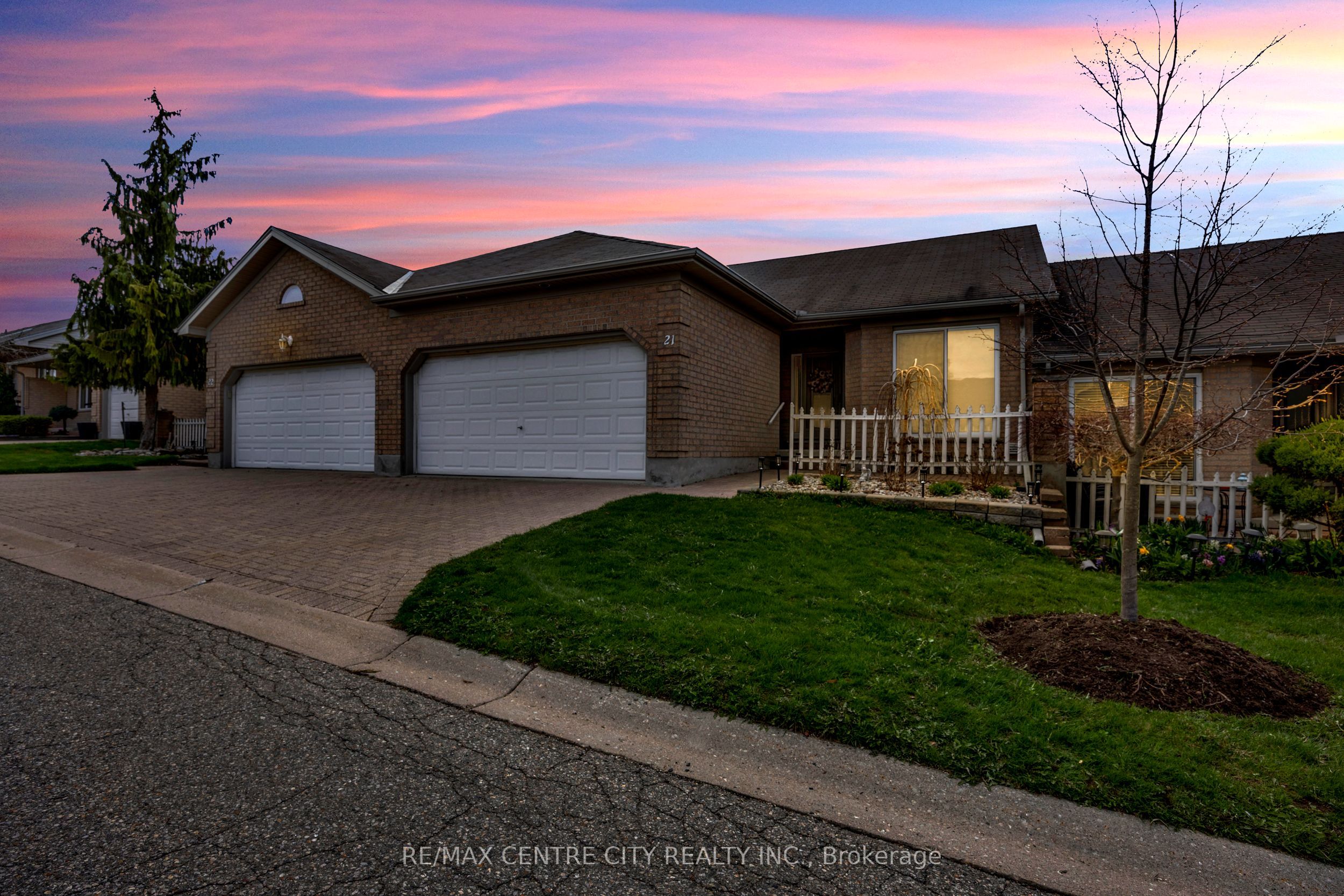 861 Shelborne Street 21, London South, ON N5Z 5C5 photo 2