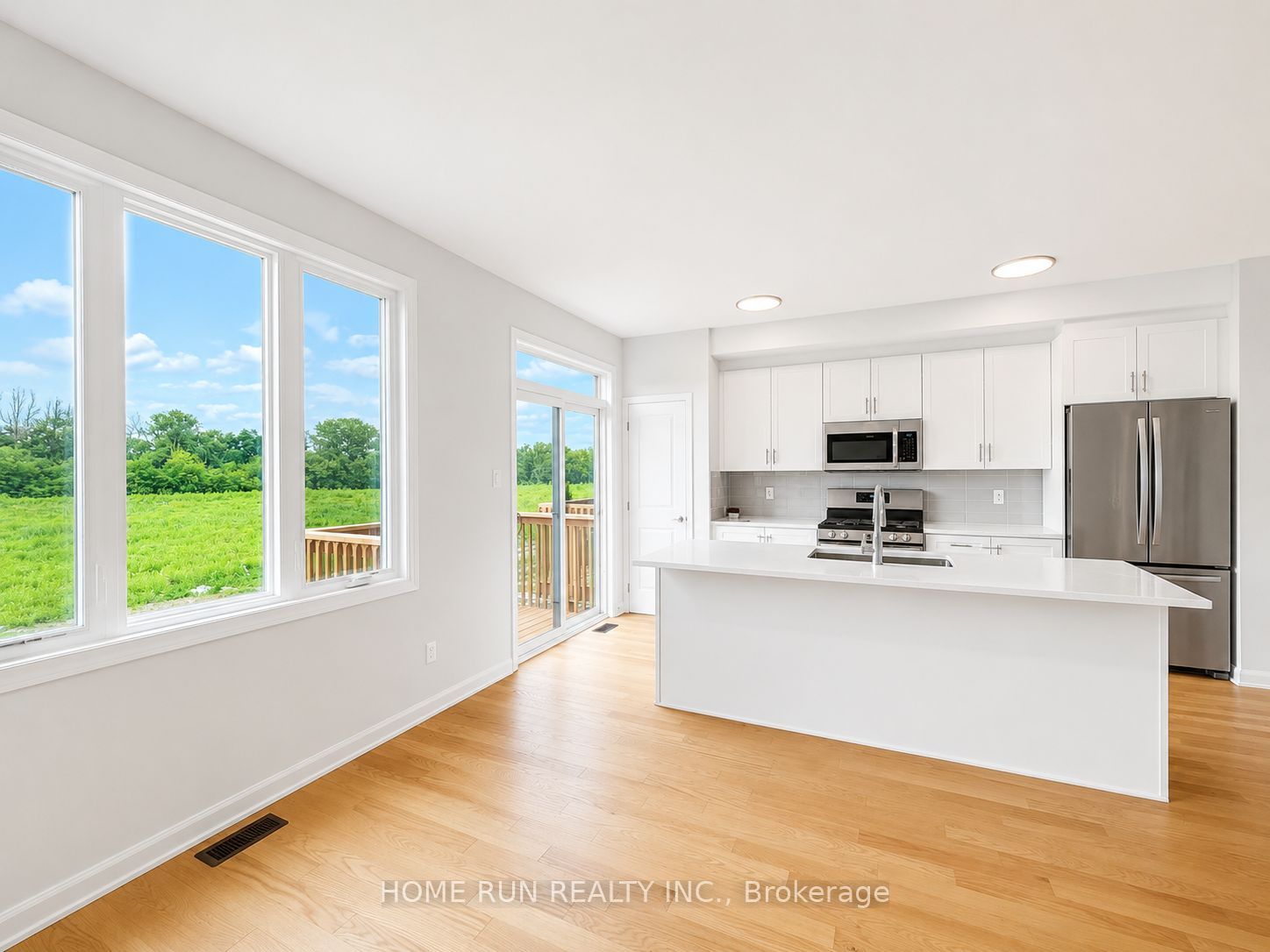 233 Bankside Way, Barrhaven, ON K2J 7N2 photo 3