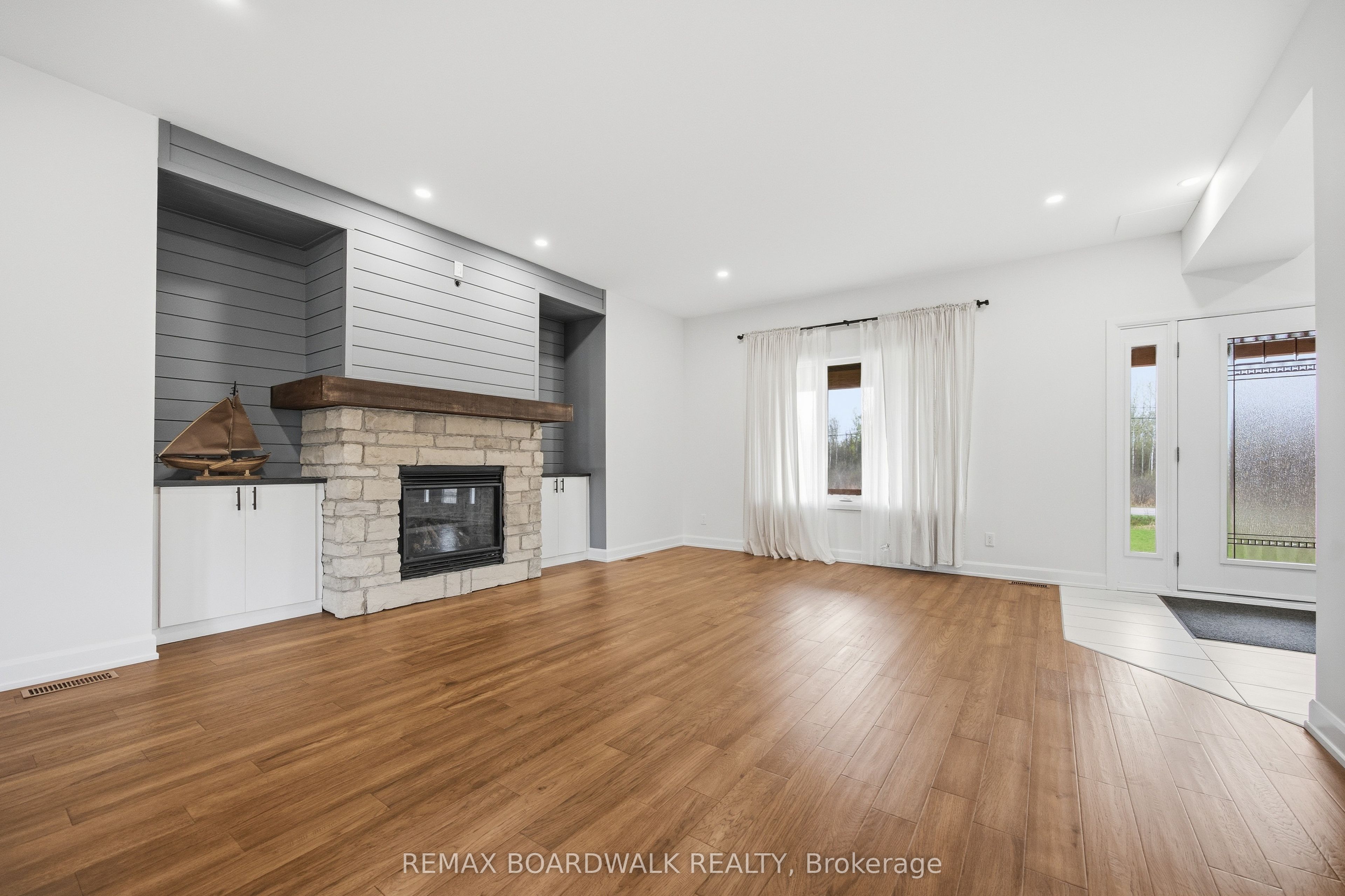 447 Churchill Road, Drummond/North Elmsley, ON K7A 4S4 photo 5