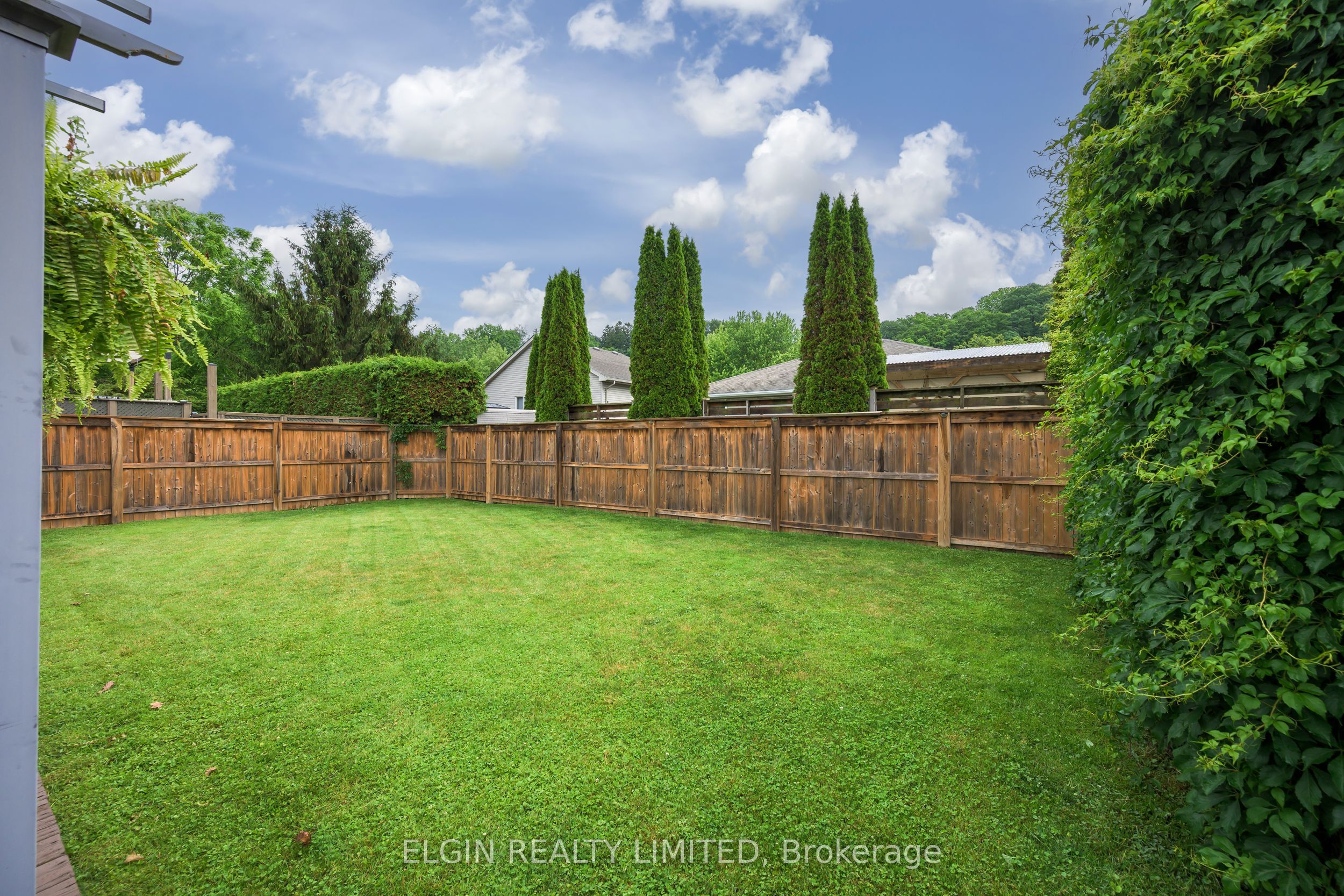 309 Frances Street, Central Elgin, ON N5L 1B2 photo 4