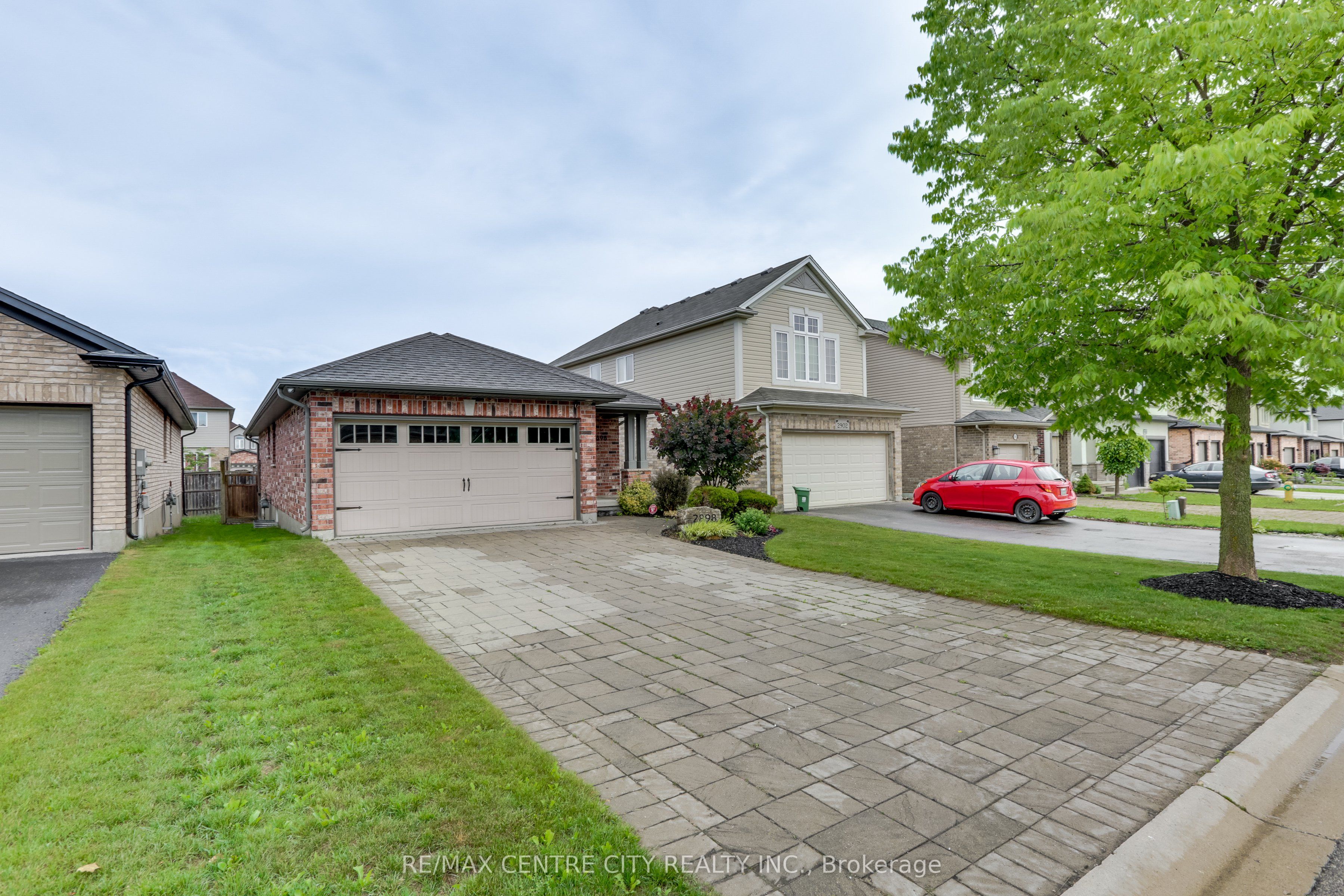 2898 Biddulph Street, London South, ON N6L 0A8 photo 2