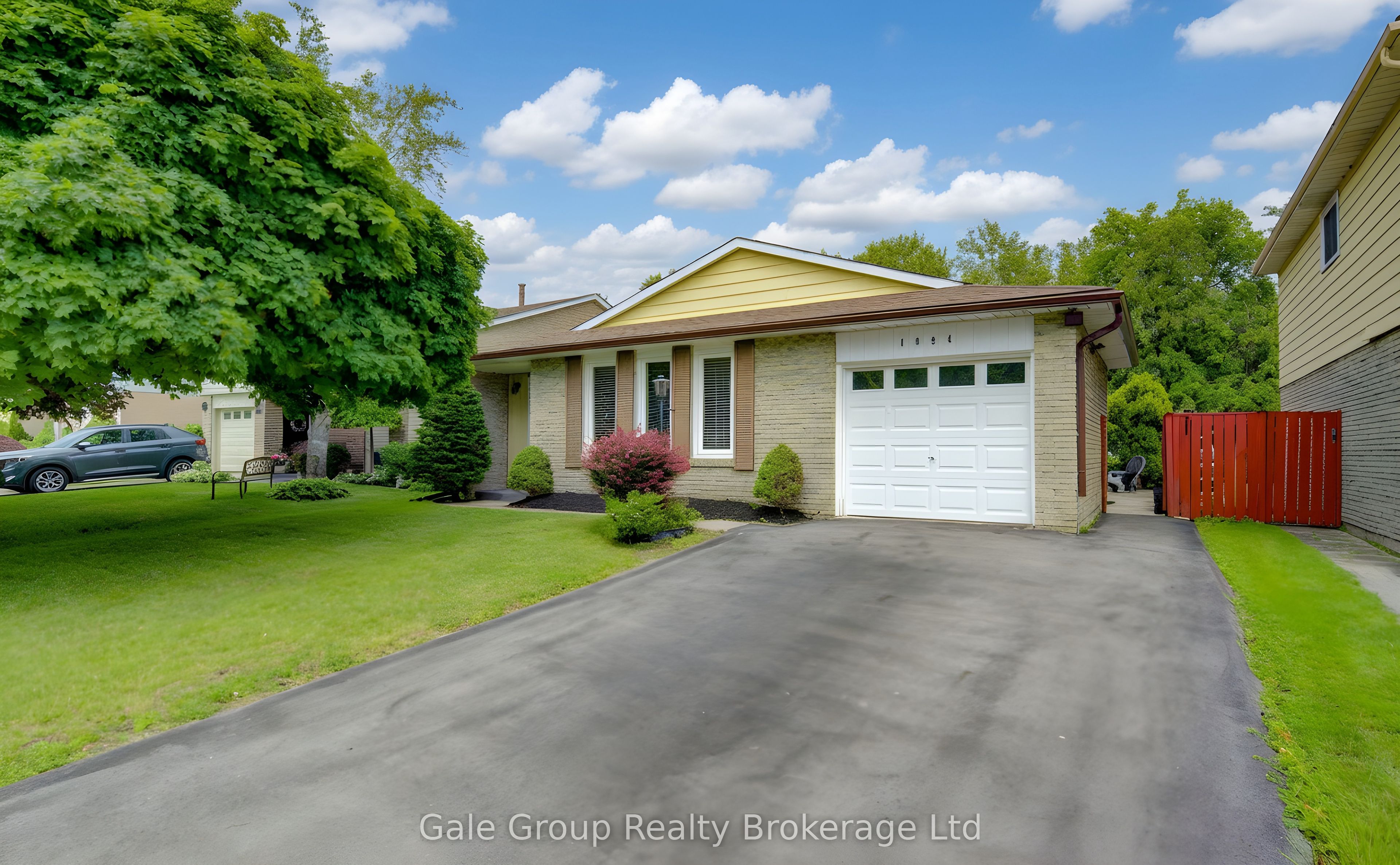 1894 Briarwood Drive, Cambridge, ON N3H 5A7 photo 2