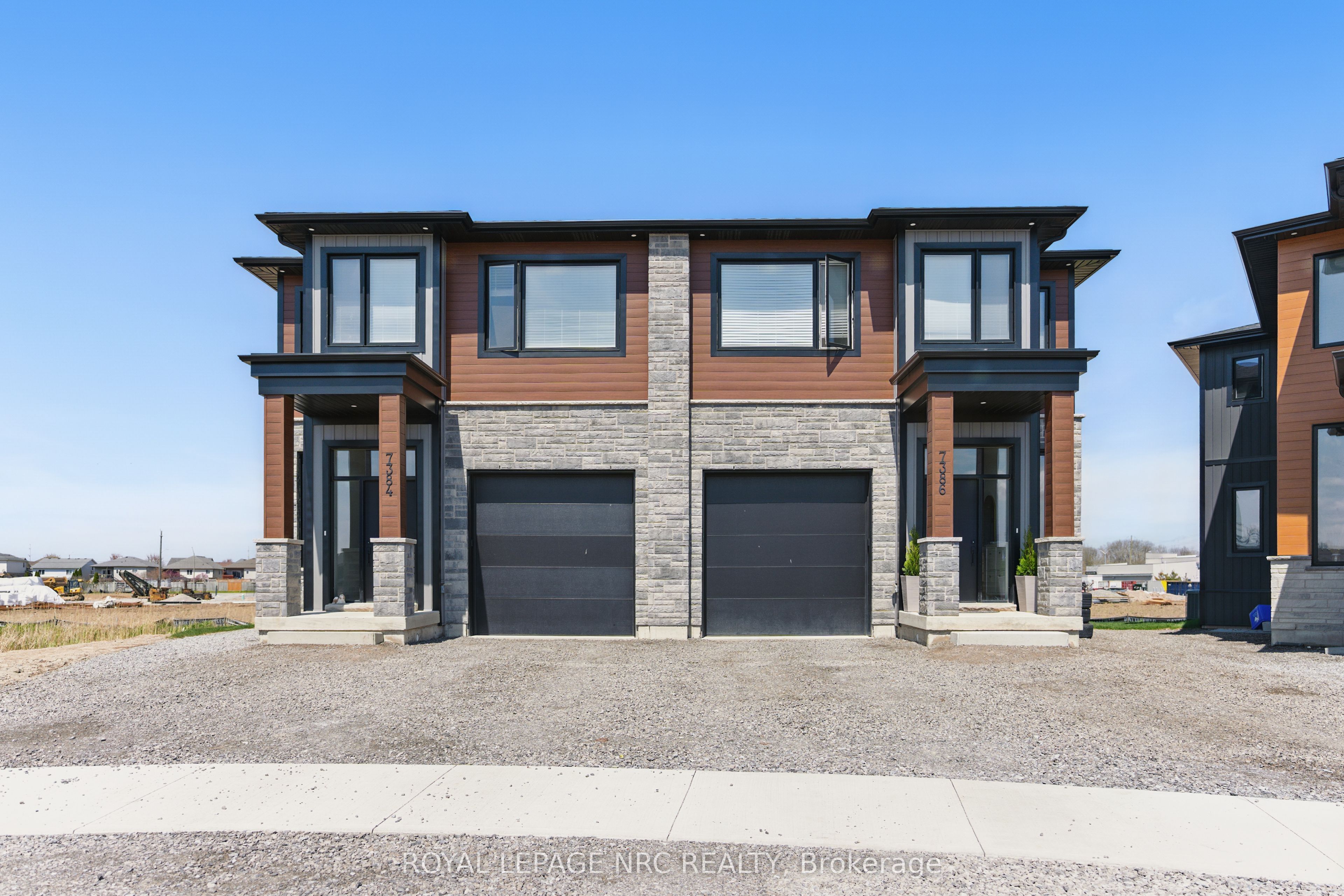 7386 Splendour Drive, Niagara Falls, ON L2H 3V8 photo 3