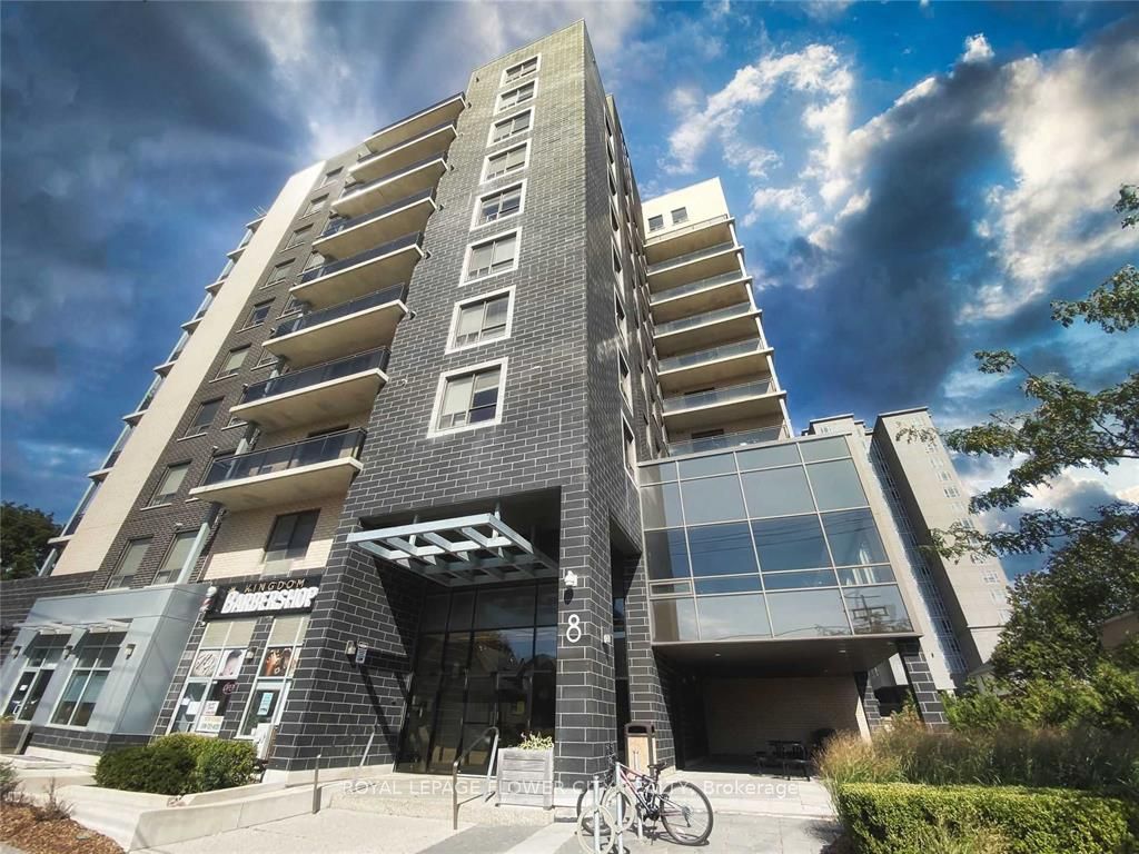 8 Hickory Street 703, Waterloo, ON N2L 3H6