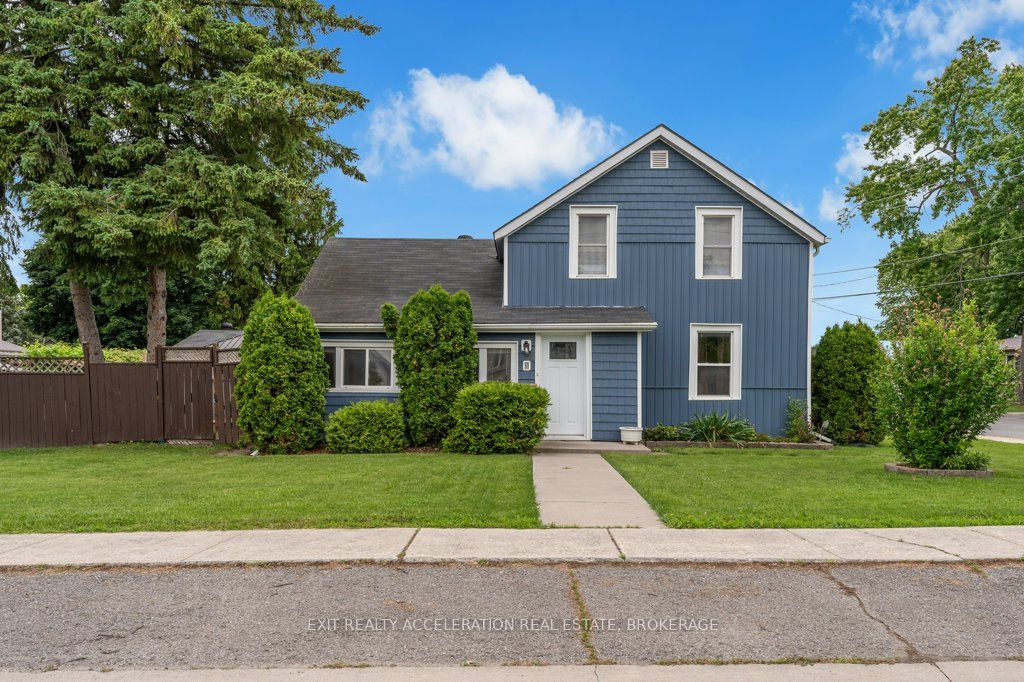 182 West Street, Greater Napanee, ON K7R 2P5