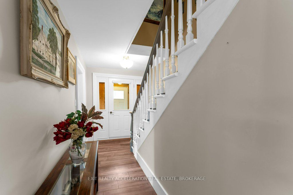 182 West Street, Greater Napanee, ON K7R 2P5 photo 4