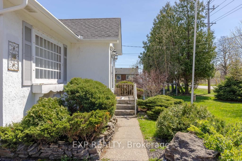 412 South Pelham Road, Welland, ON L3C 3C6 photo 3