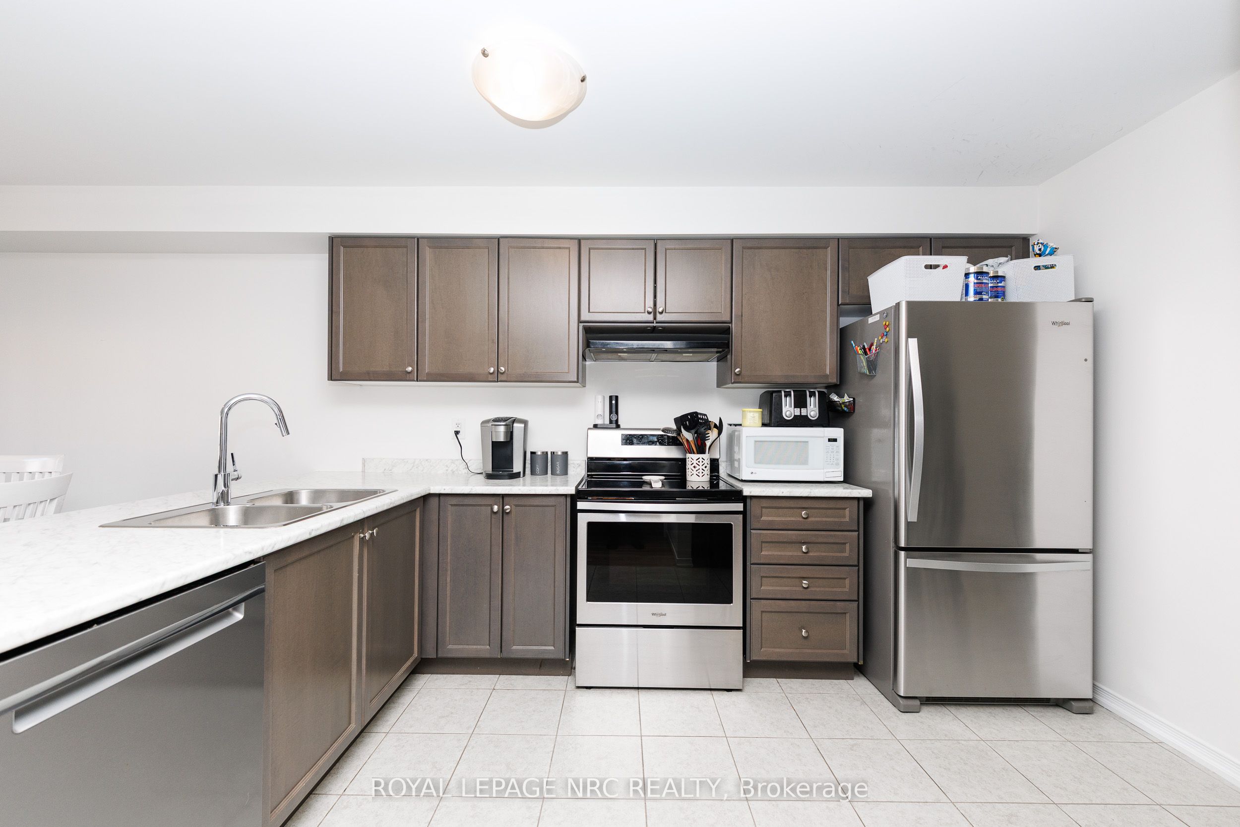 7794 White Pine Crescent, Niagara Falls, ON L2H 3R4 photo 5