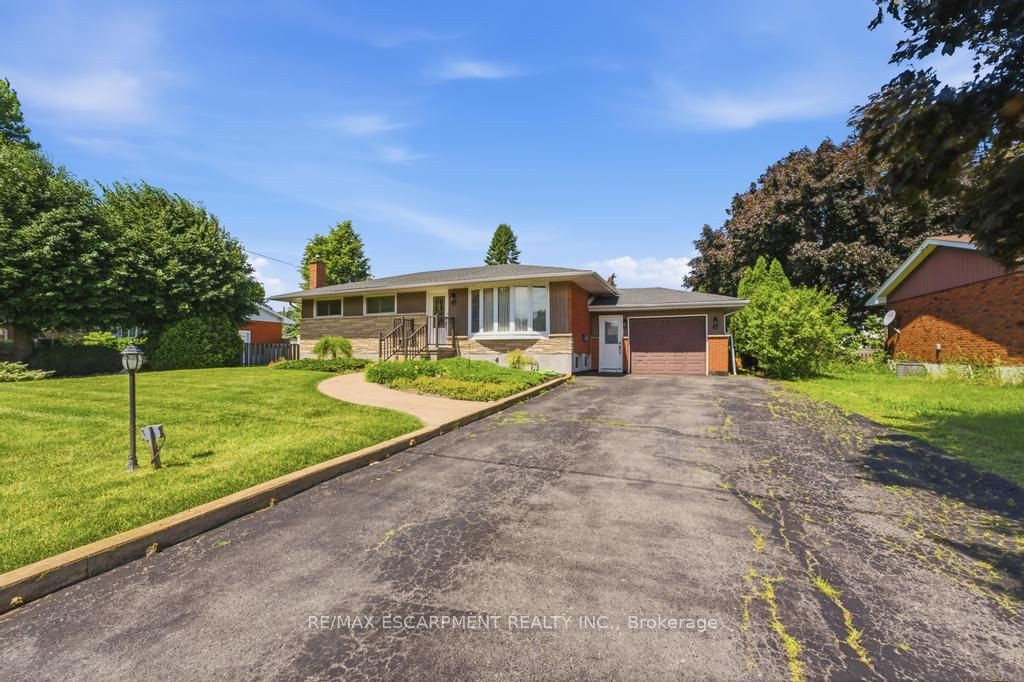 41 Oriole Crescent, Grimsby, ON L3M 3X7