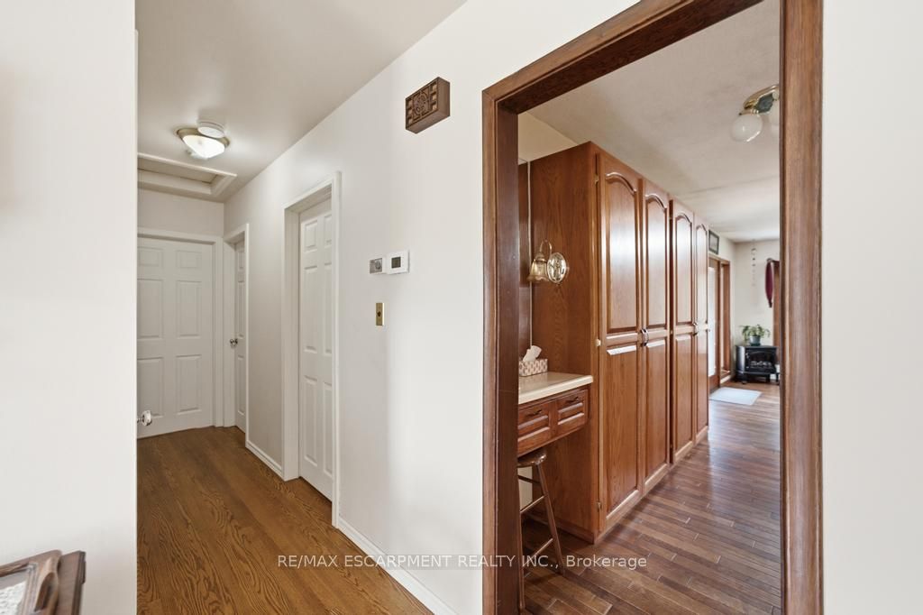 41 Oriole Crescent, Grimsby, ON L3M 3X7 photo 5