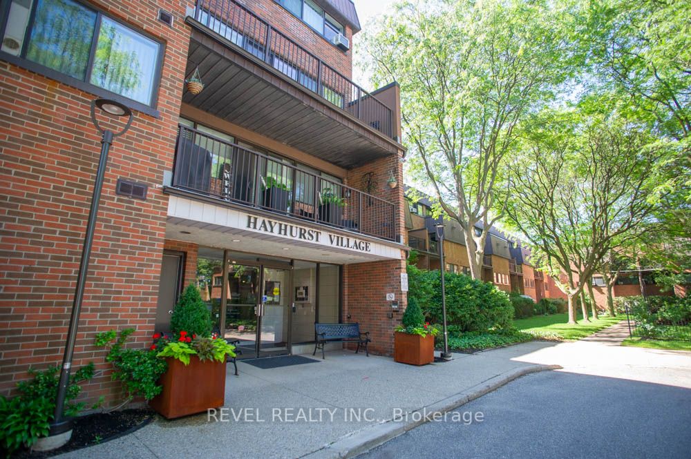 36 Hayhurst Road 328, Brantford, ON N3R 6Y9 photo 3