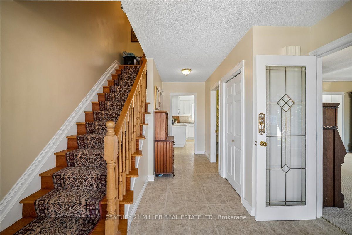 5 Cortina Crescent, Hamilton, ON L8K 4K3 photo 4