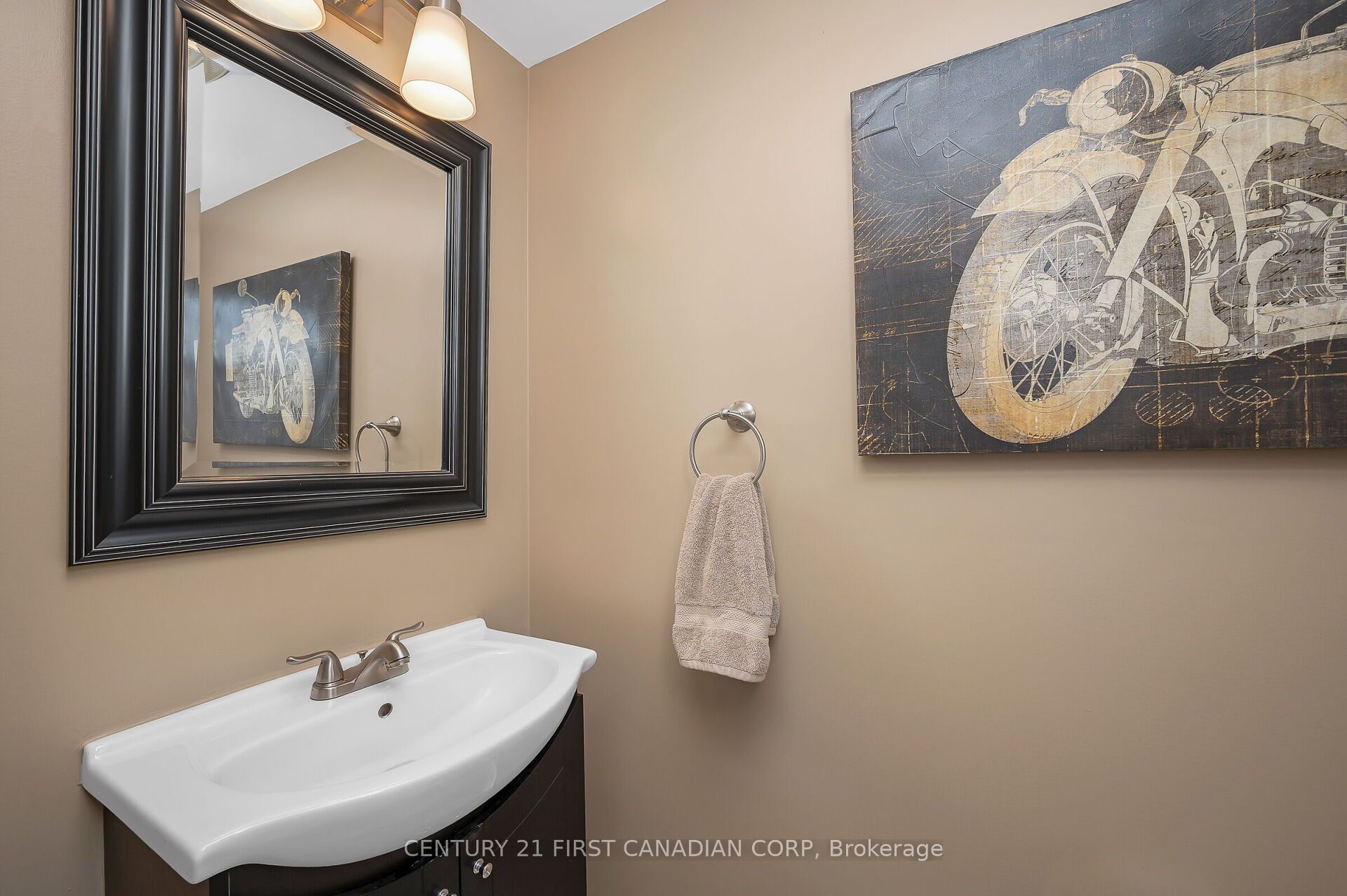 125 Voyager Pass, Hamilton, ON L0R 1C0 photo 5