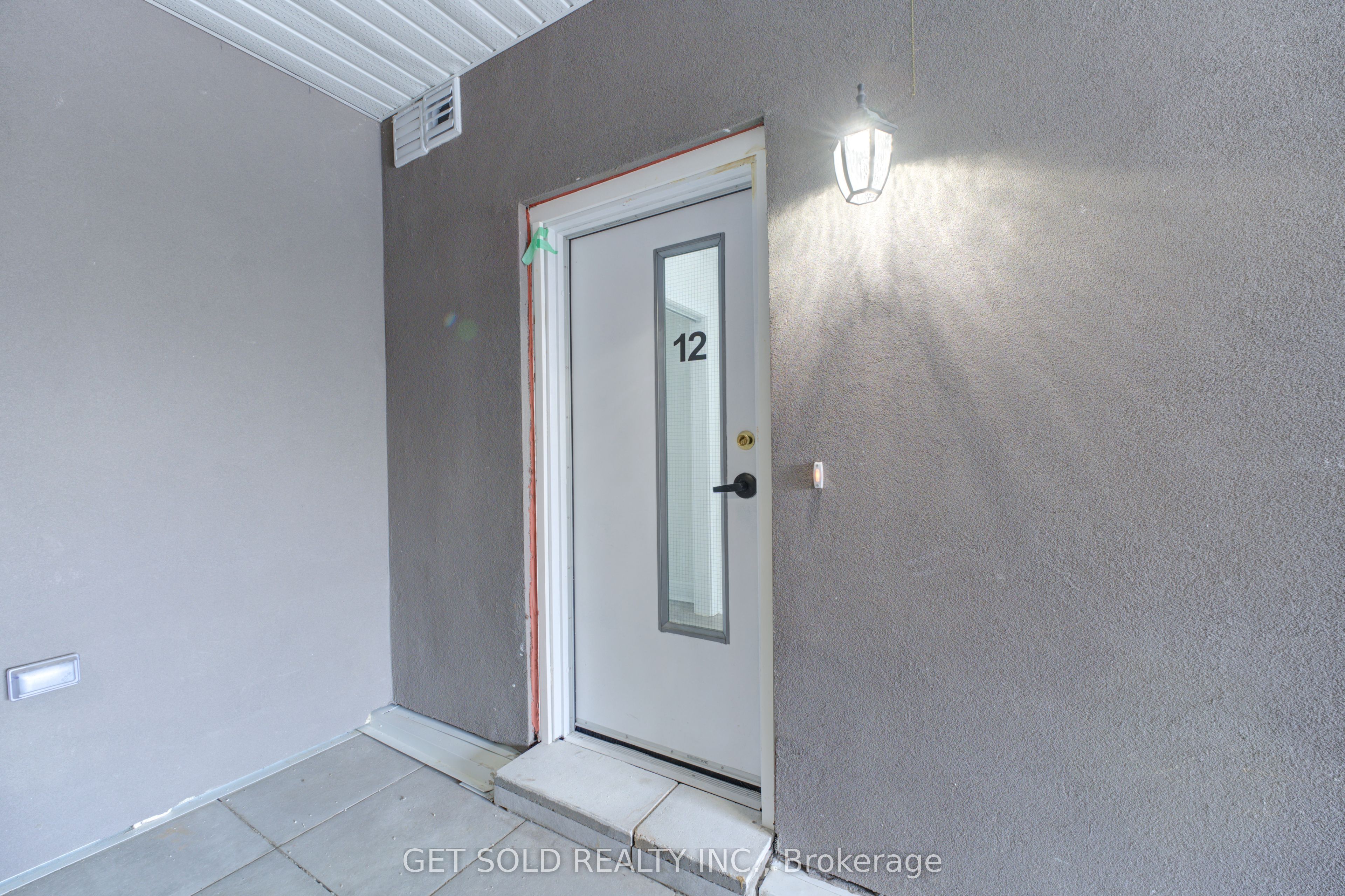 6701 Thorold Stone Road 12, Niagara Falls, ON L2J 1B3 photo 2
