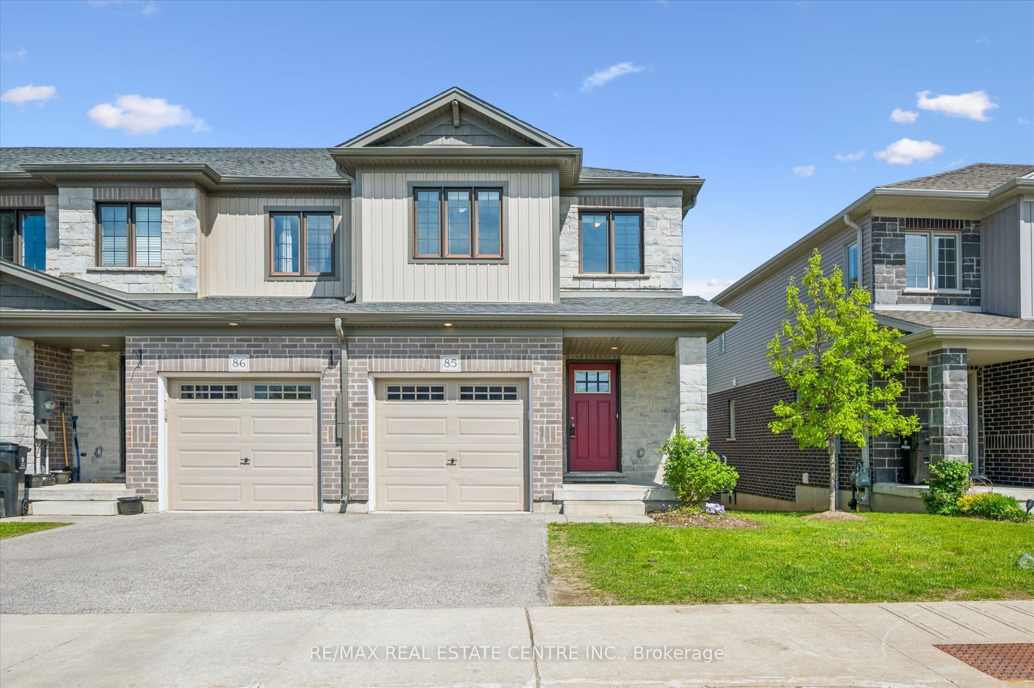 135 Hardcastle Drive 85, Cambridge, ON N1S 0B6 photo 3