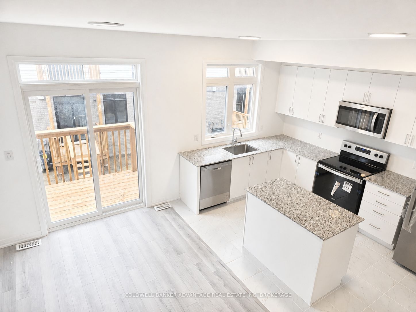 27 SIDNEY ROSE Common 26, St. Catharines, ON L2T 2K1 photo 5