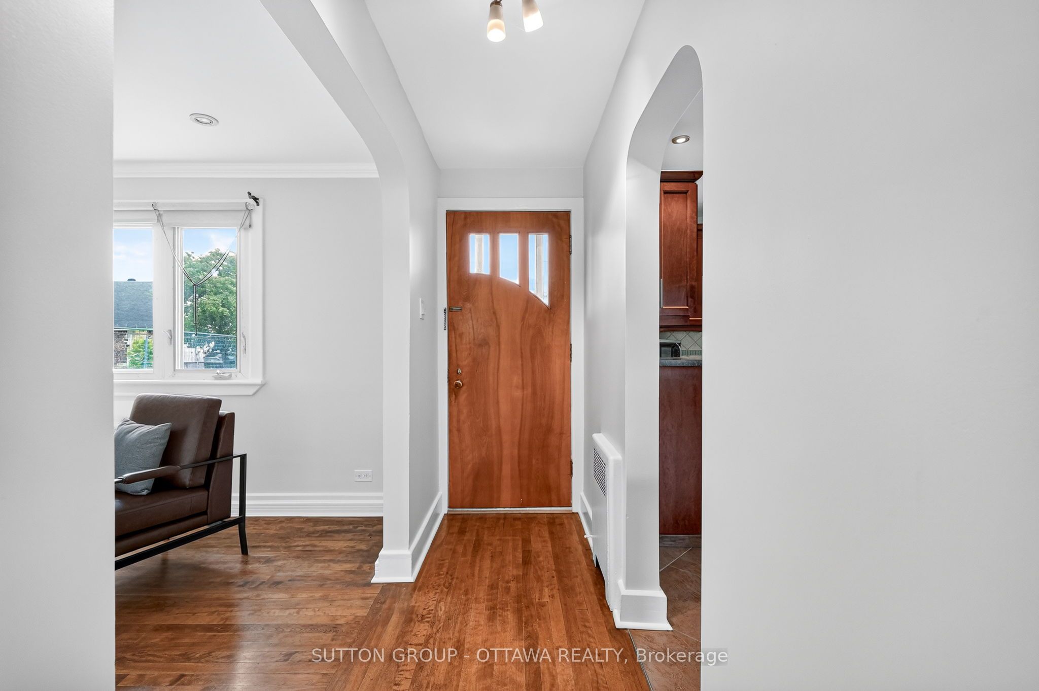 93 ONTARIO Street, Overbrook - Castleheights and Area, ON K1K 1K8 photo 4
