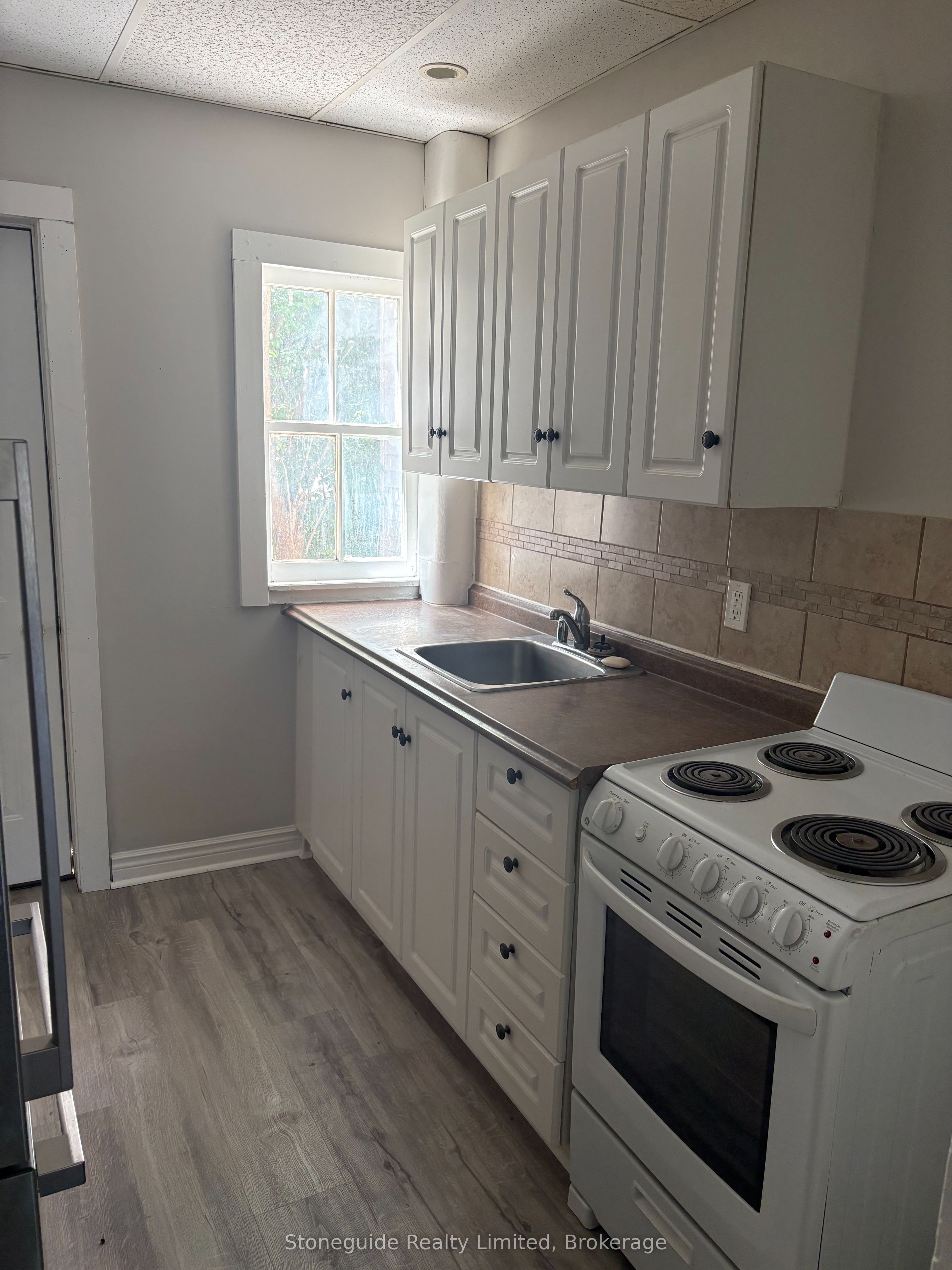 179 Dublin Street, Peterborough, ON K9H 3B4 photo 5