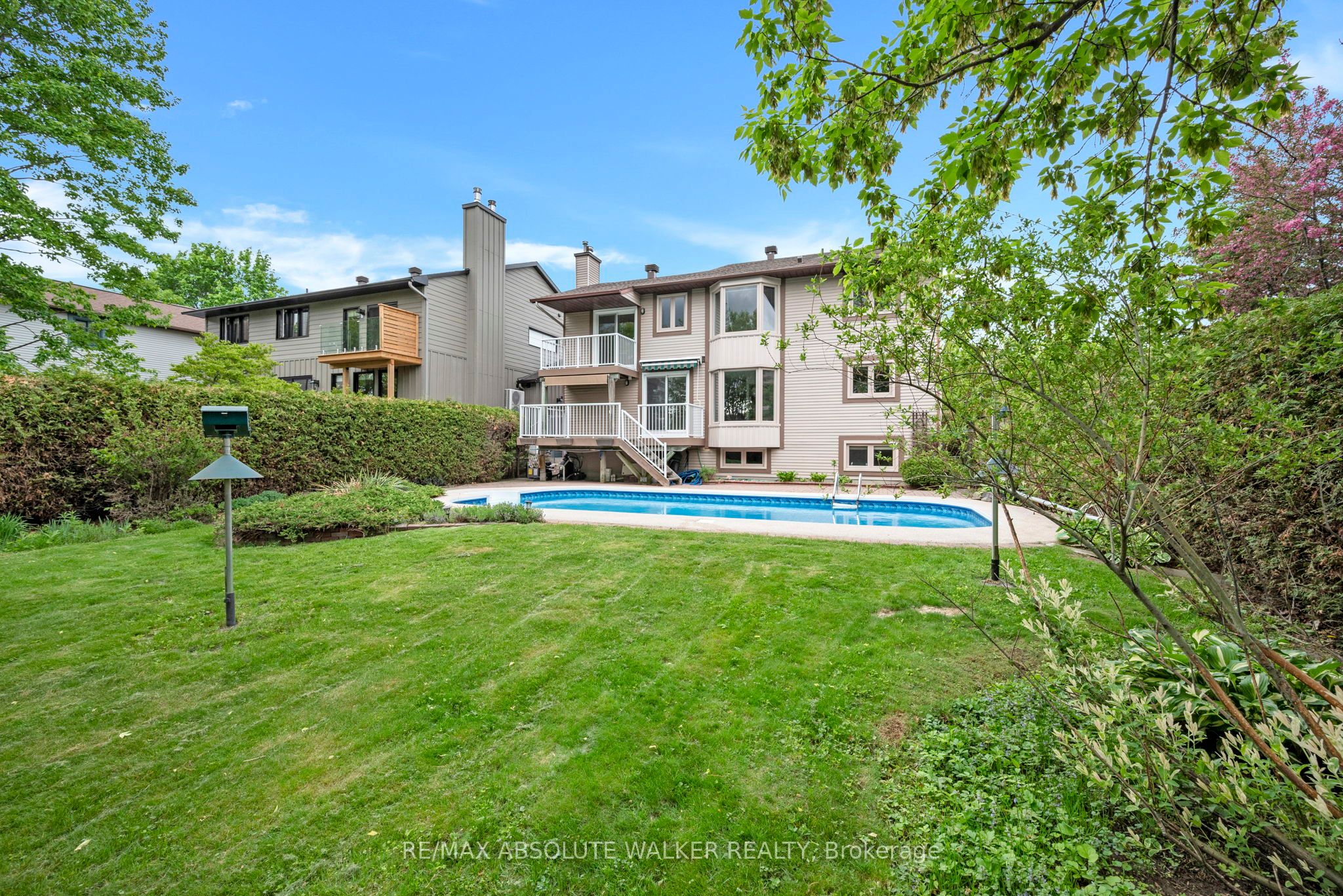 1410 Clay Court, Orleans - Convent Glen and Area, ON K1C 4T2 photo 4