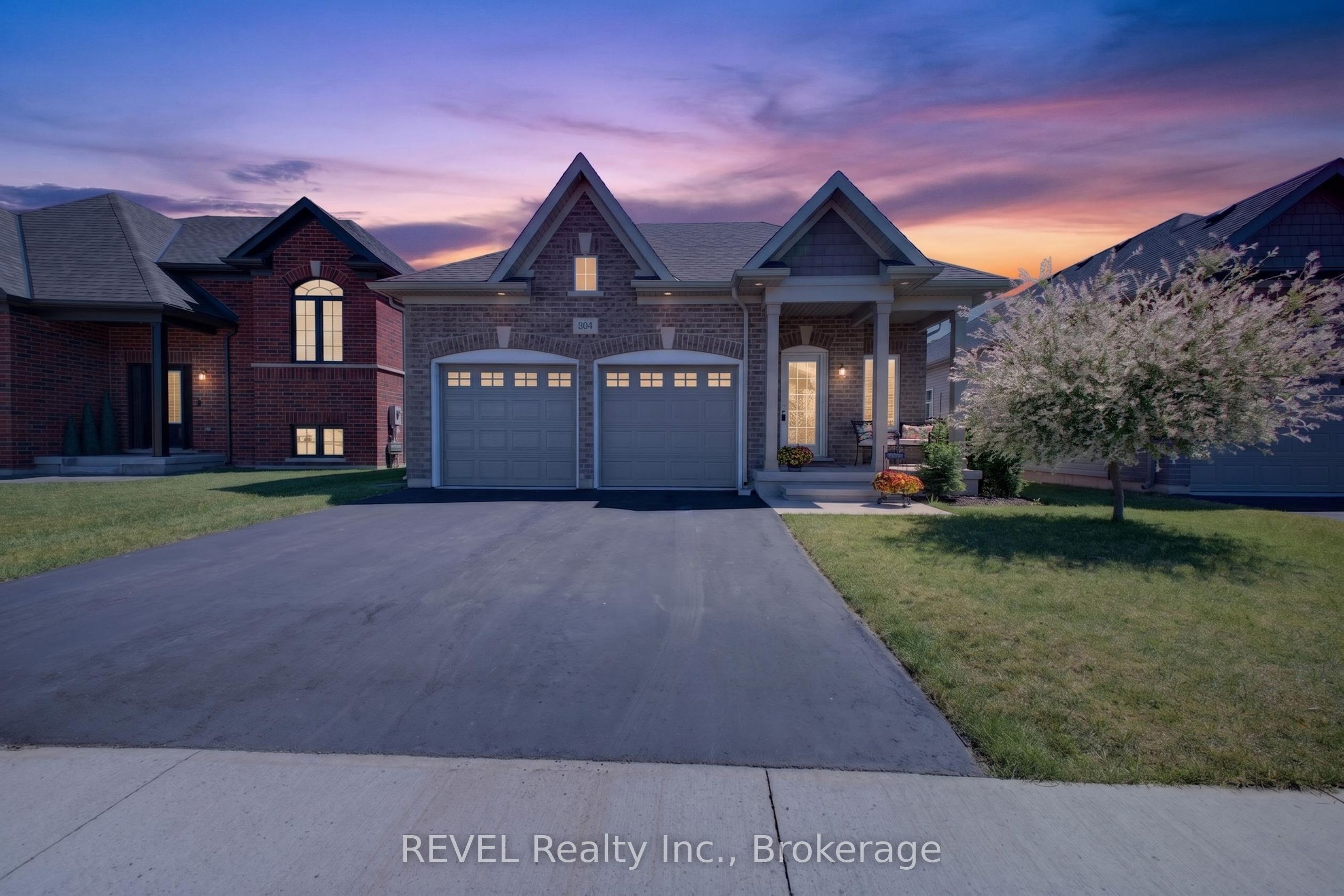394 Hummel Crescent, Fort Erie, ON L2A 0E8 photo 2