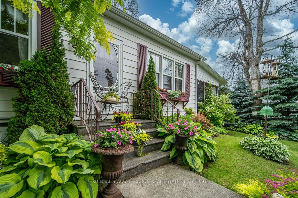 8 Thomas Street, Stone Mills, ON K0K 2A0 photo 4