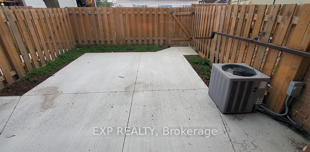 44 Berkley Drive, St. Catharines, ON L2M 6W6 photo 2