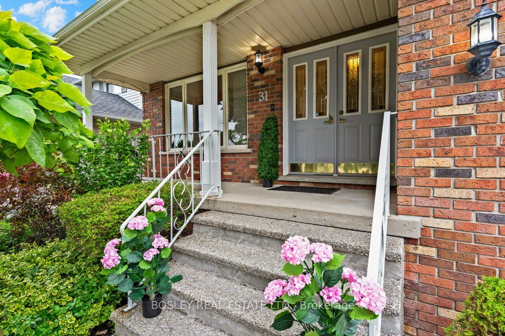 31 Pinewarbler Drive, Hamilton, ON L9A 4Z8 photo 3