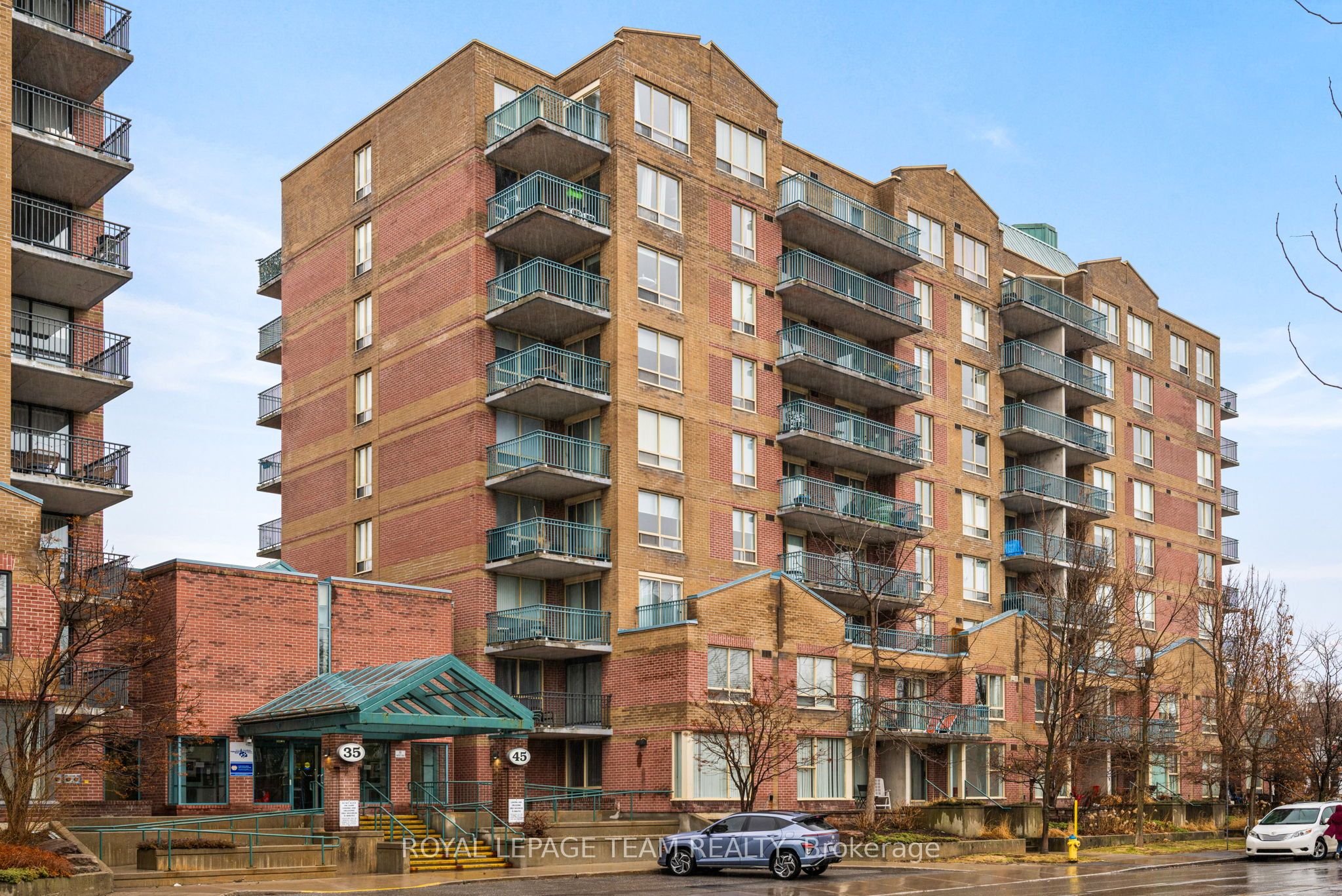 45 Holland Avenue 902, Tunneys Pasture and Ottawa West, ON K1Y 4S3