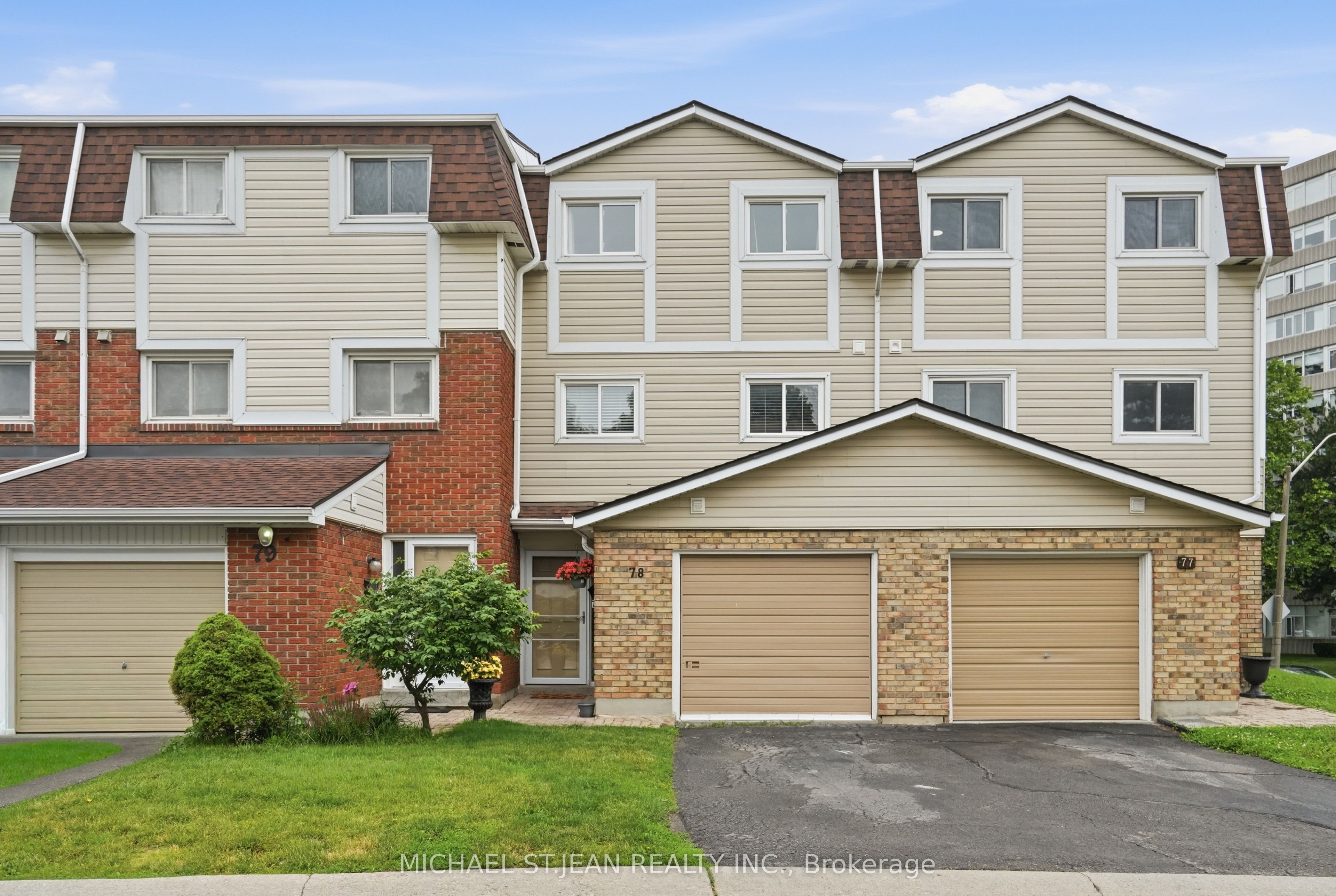 11 Harrisford Street 78, Hamilton, ON L8K 6L7 photo 2